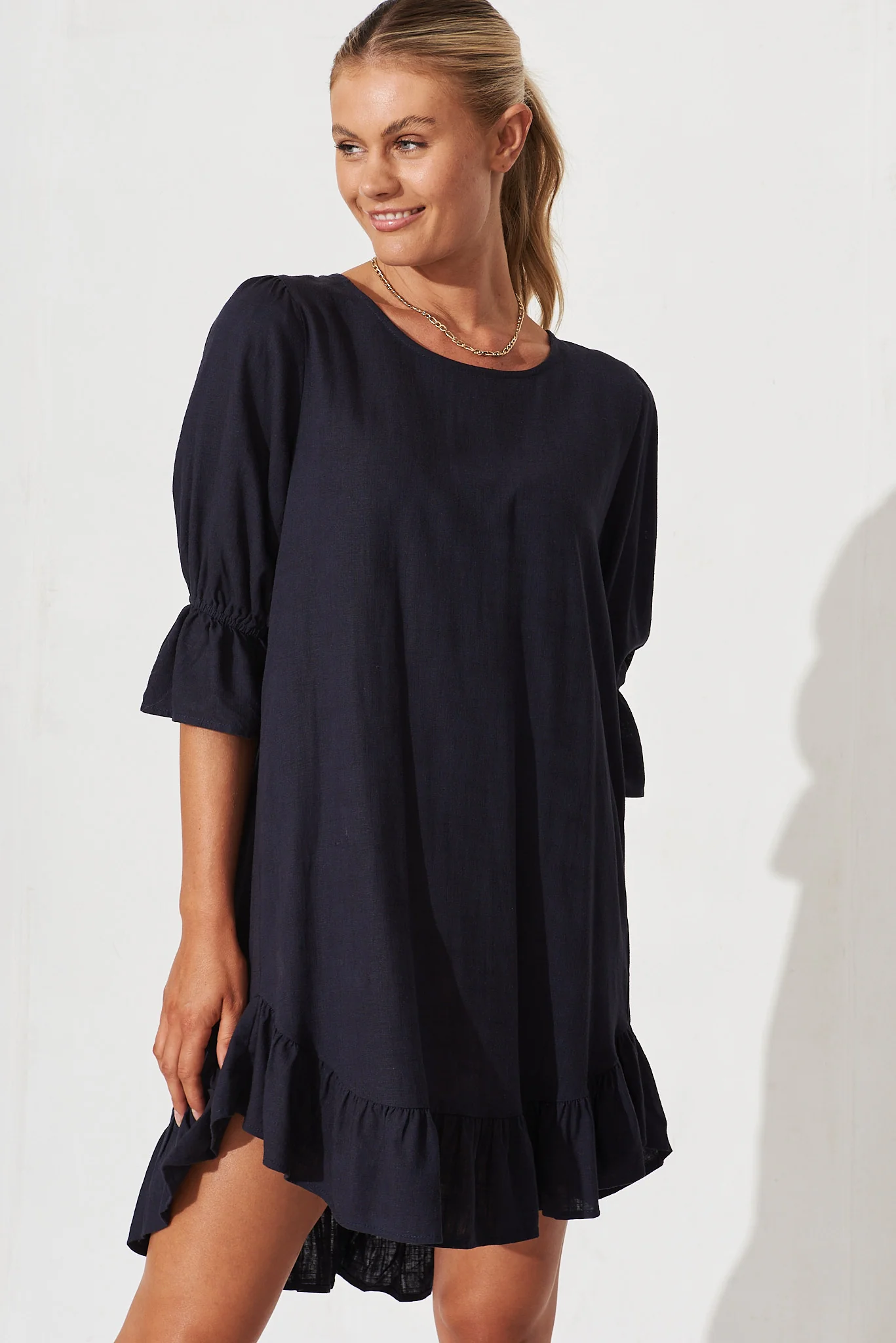 Loveline Dress In Navy Linen Blend - Image 2