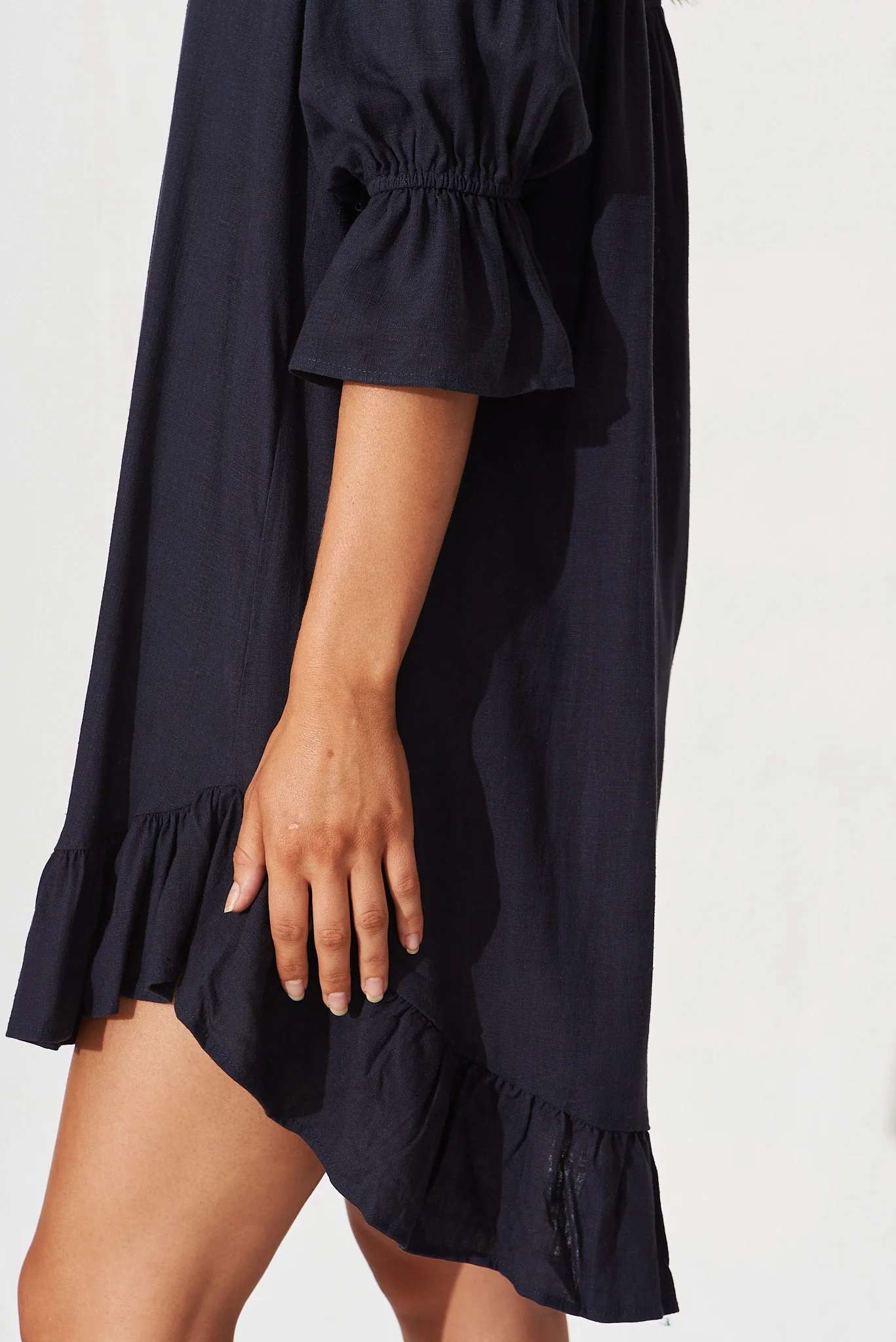 Loveline Dress In Navy Linen Blend - Image 5