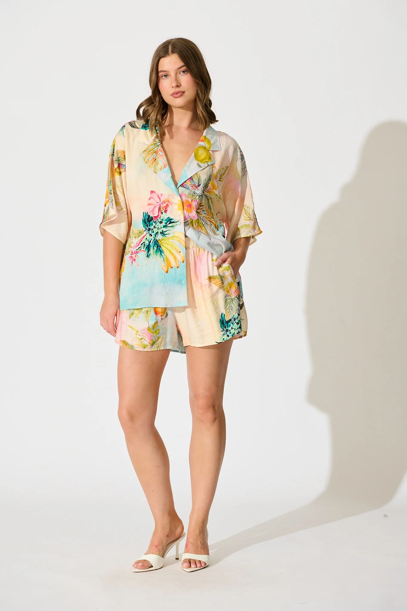 Lush Look Short in Multi Tropical Floral Print - Image 7