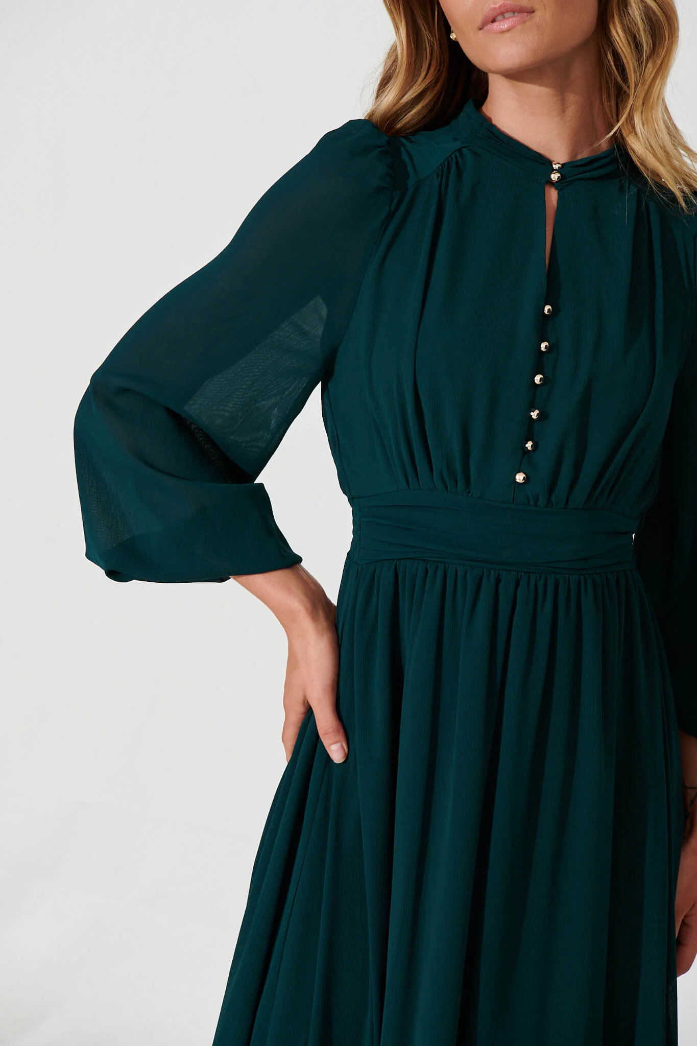 Lustre Midi Dress In Emerald Chiffon - Image 5