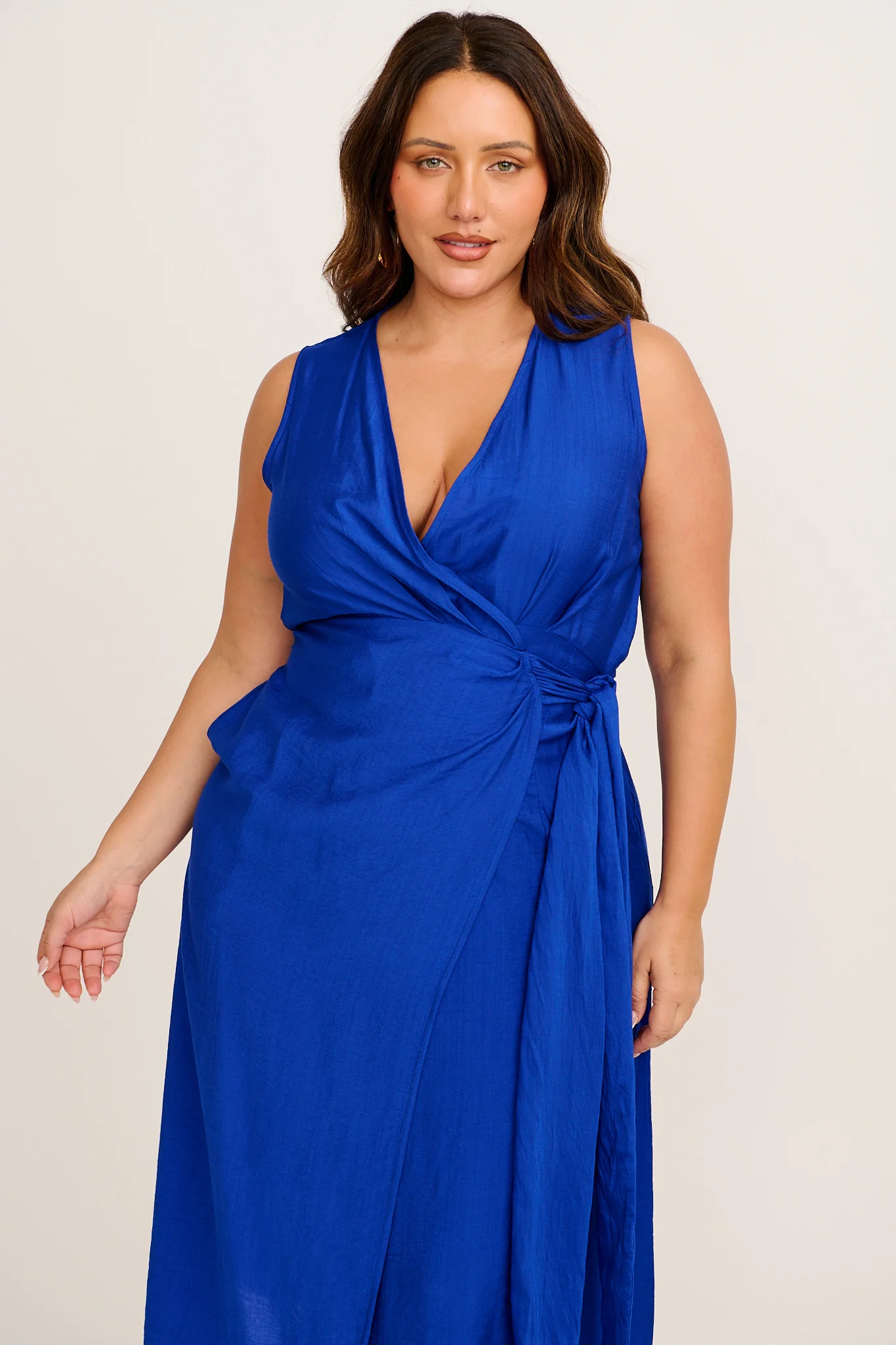 Luz Maxi Wrap Dress in Blue - Image 8