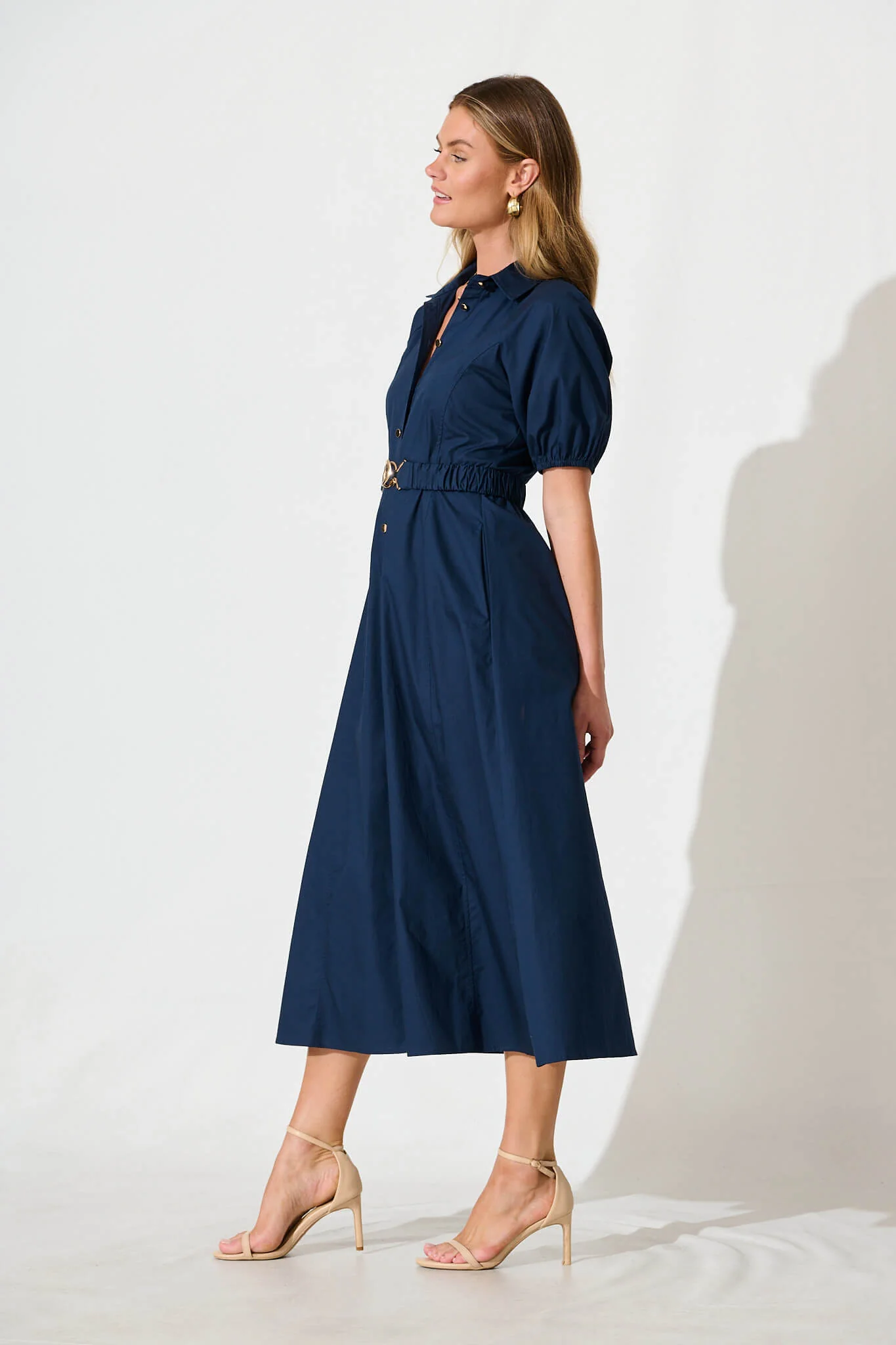 Lydon Midi Dress in Navy Cotton - Image 3