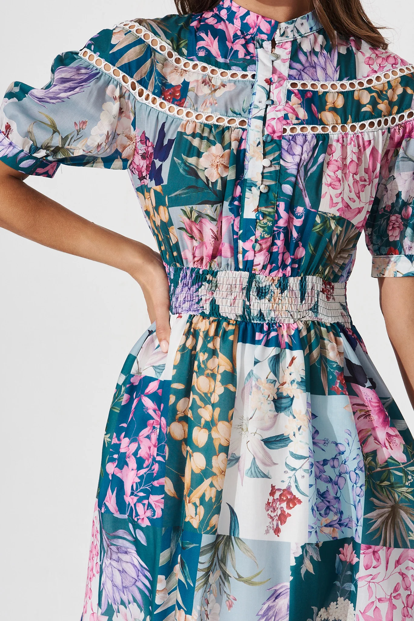 Lynette Midi Dress In Dark Green Patch Floral - Image 5