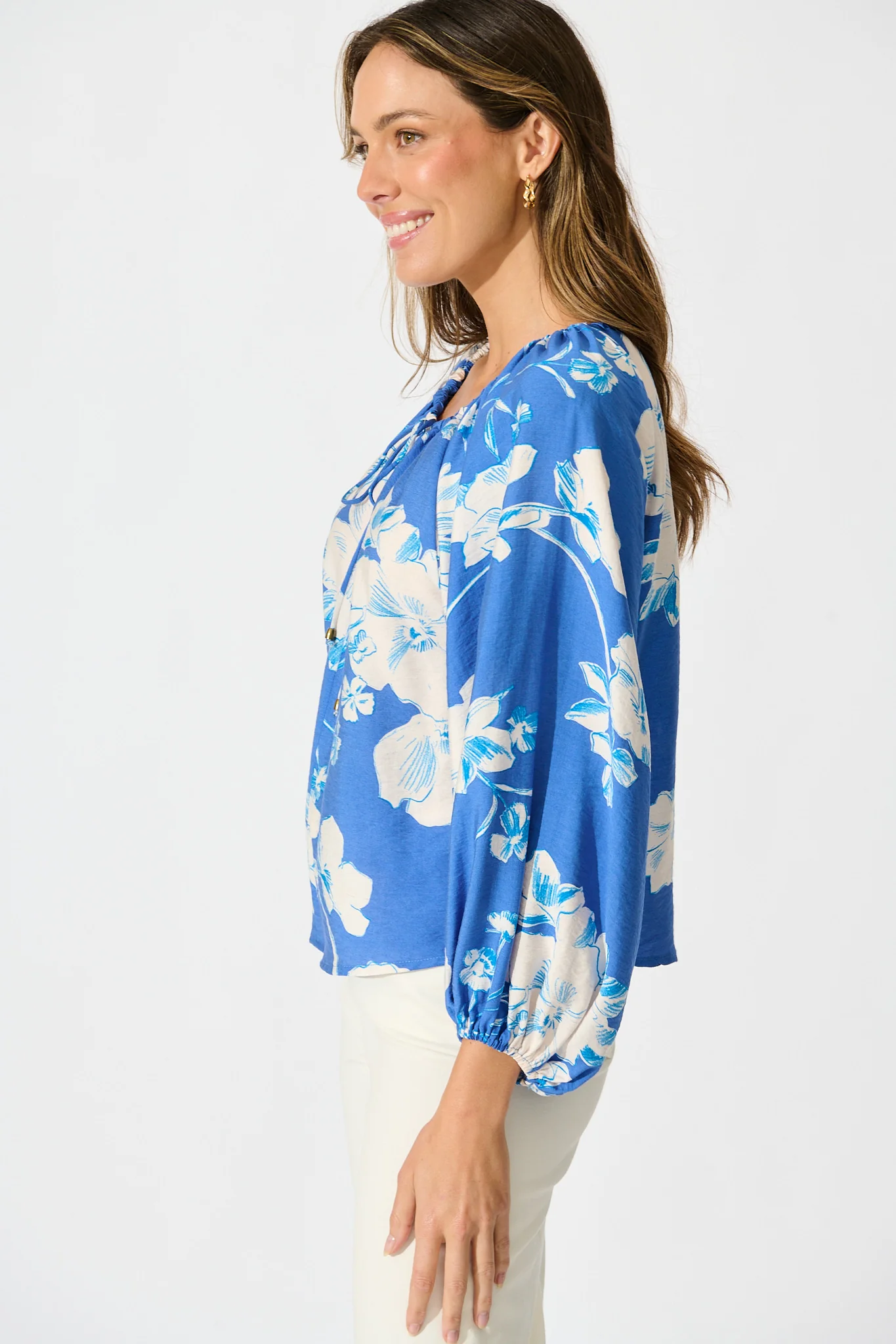 Marcy Top in Blue with White Floral Linen Blend - Image 2