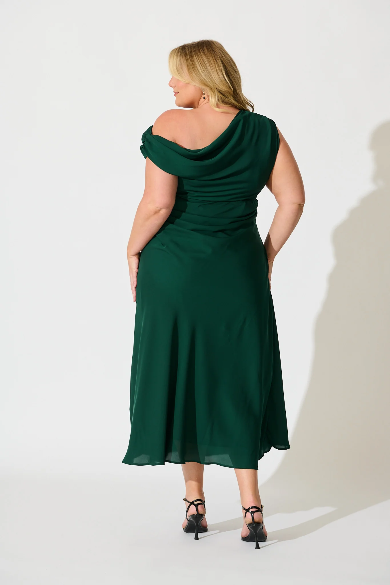 Marielle Off Shoulder Maxi Dress in Emerald Chiffon - Image 9