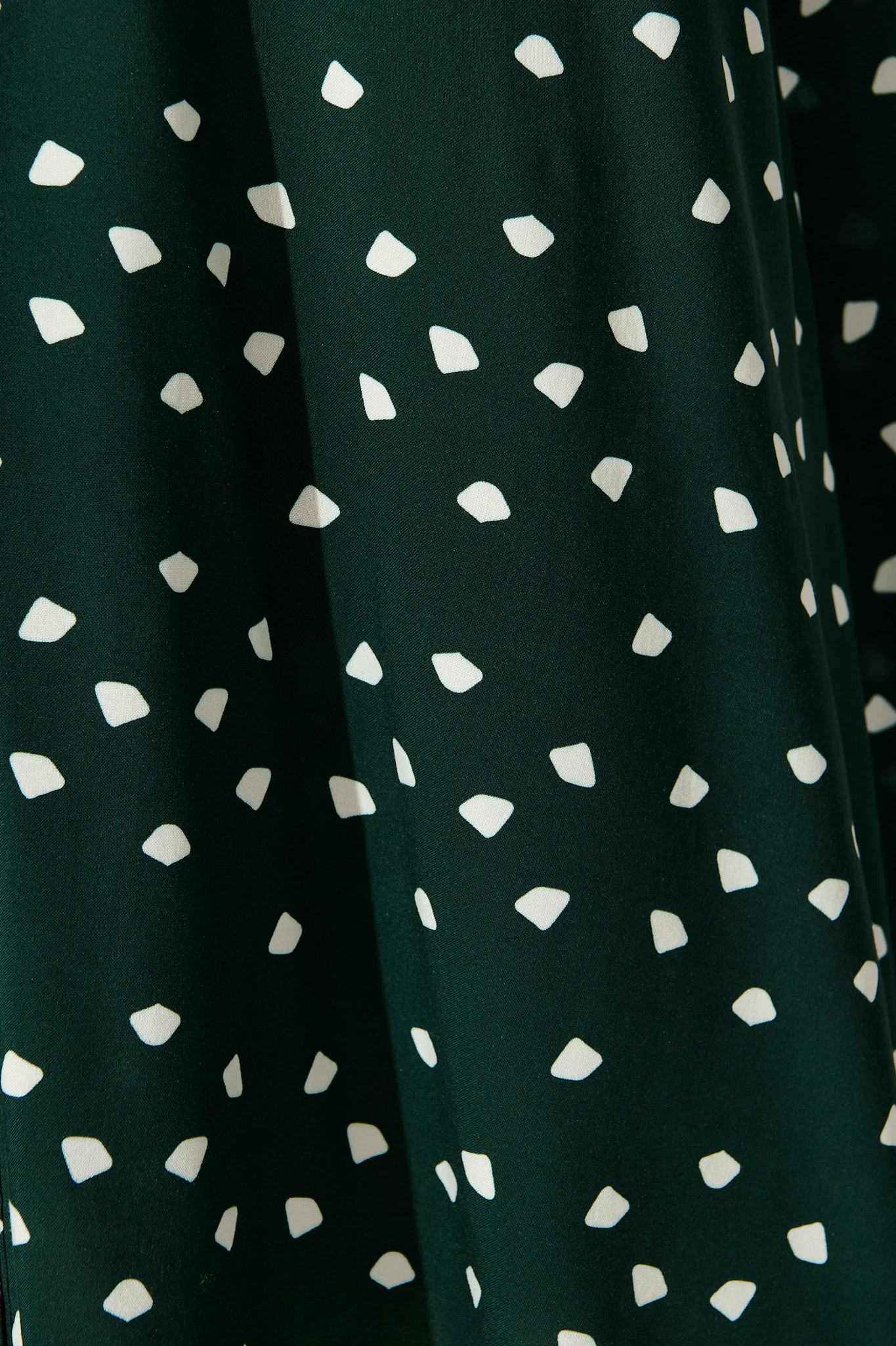 Meadowfall Midi Shirt Dress in Emerald with White Speckle - Image 6