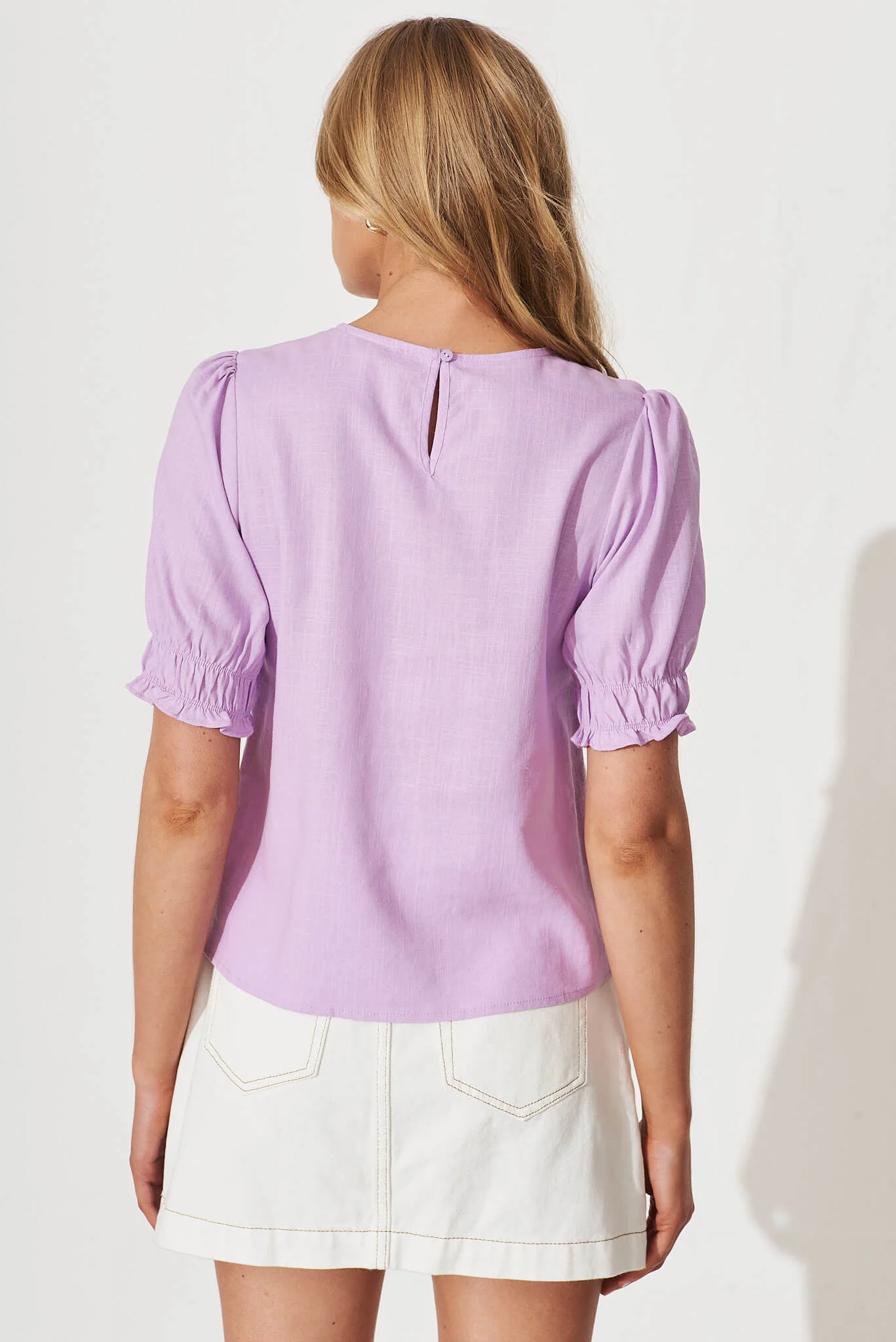 Melanie Top In Lilac Linen Blend - Image 6