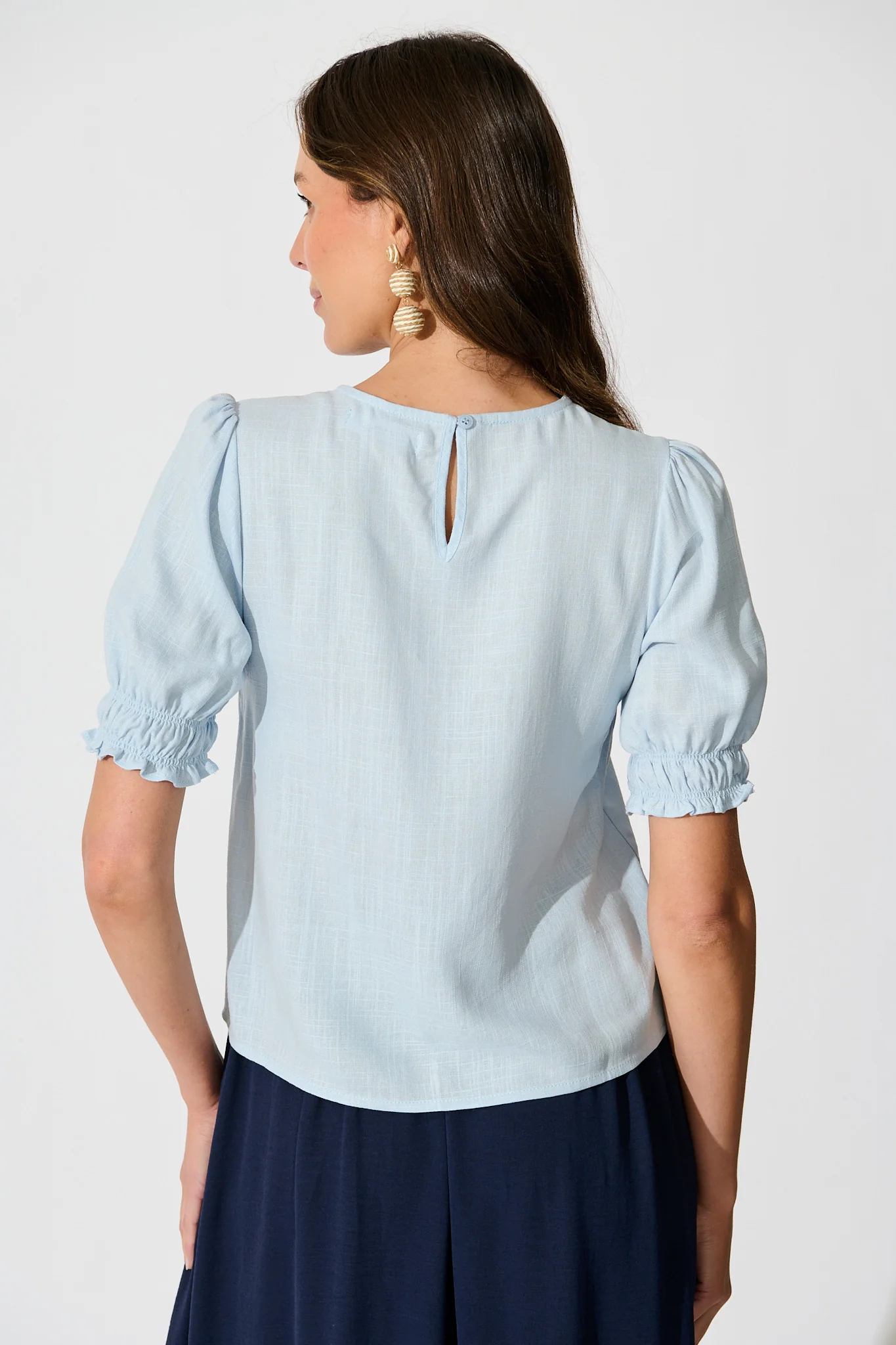 Melanie Top in Pale Blue Cotton Linen - Image 4