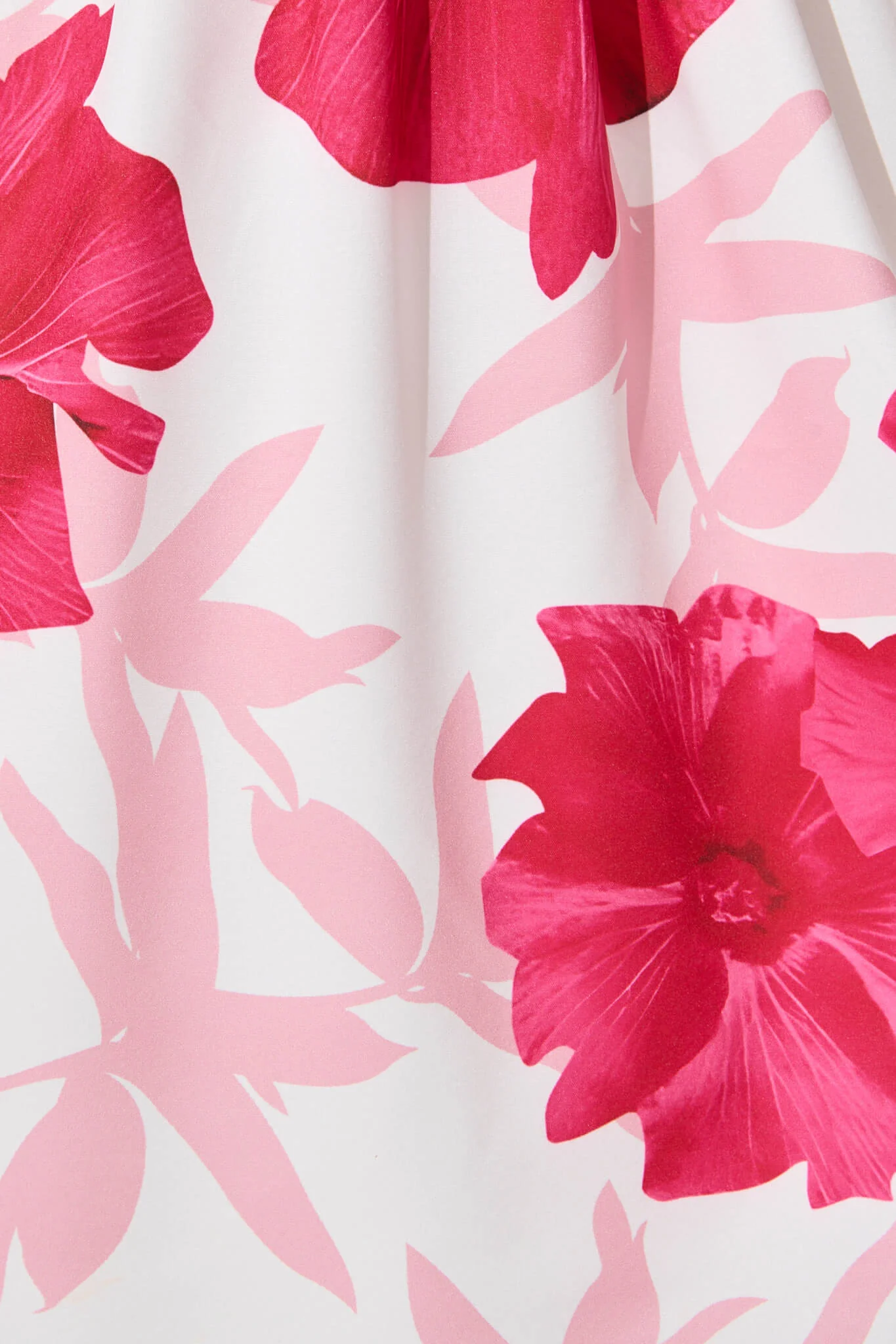 Meli Dress in White With Pink Flower Print - Image 10