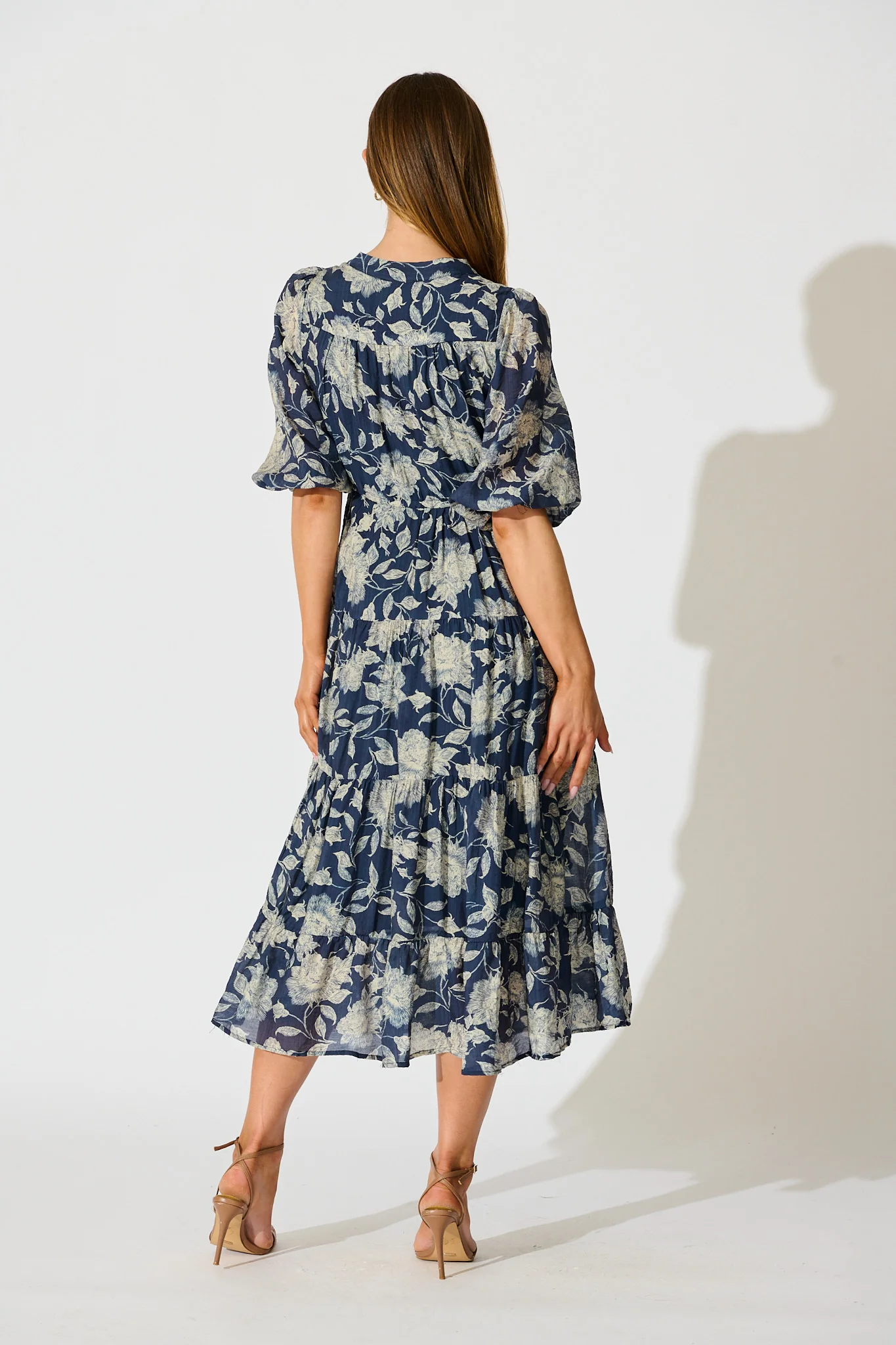 Messina Midi Dress in Navy with Cream Floral - Image 4