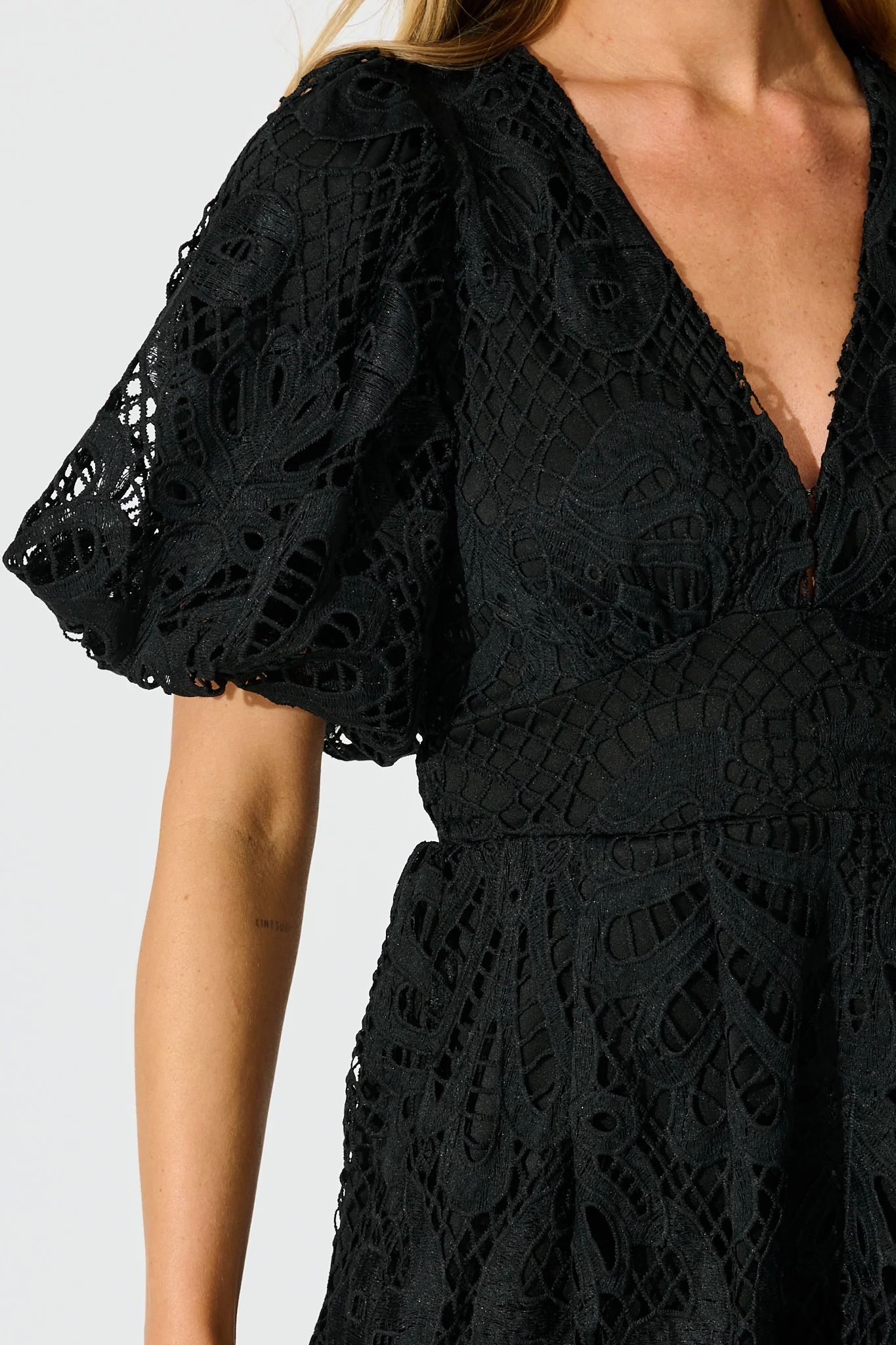 Millie Lace Maxi Dress In Black - Image 5