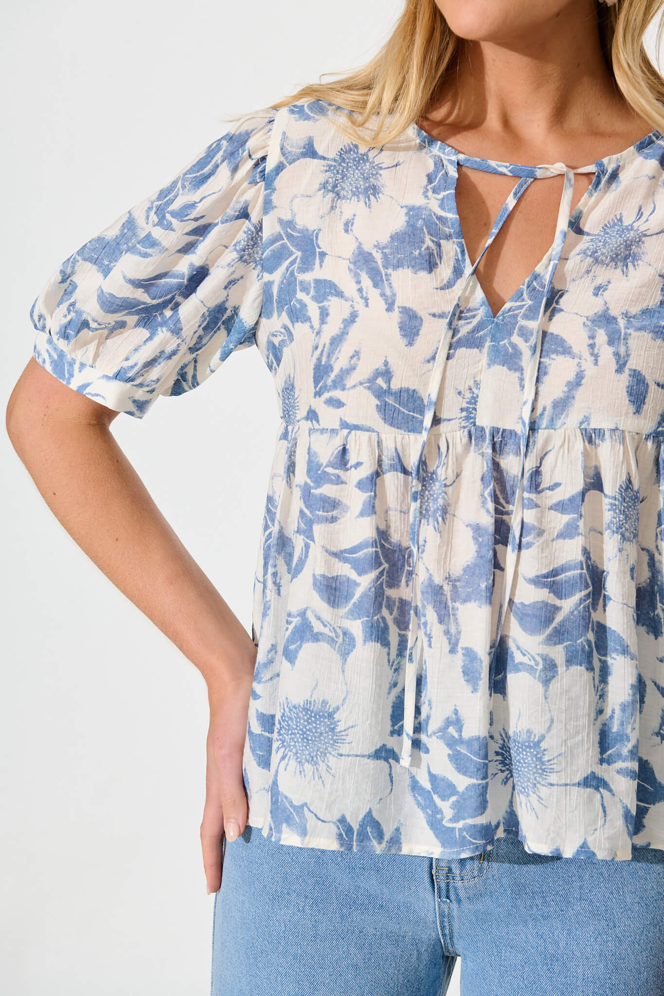 Nalini Top in White with Blue Flower - Image 5