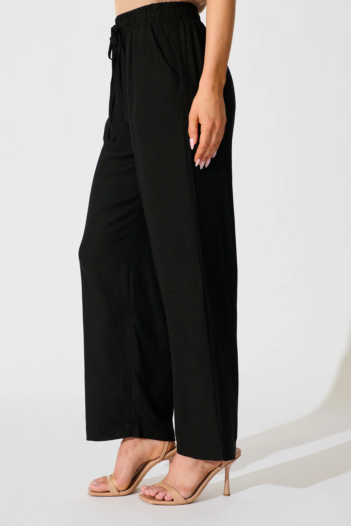 Natural Form Pant in Black Cotton Linen - Image 2