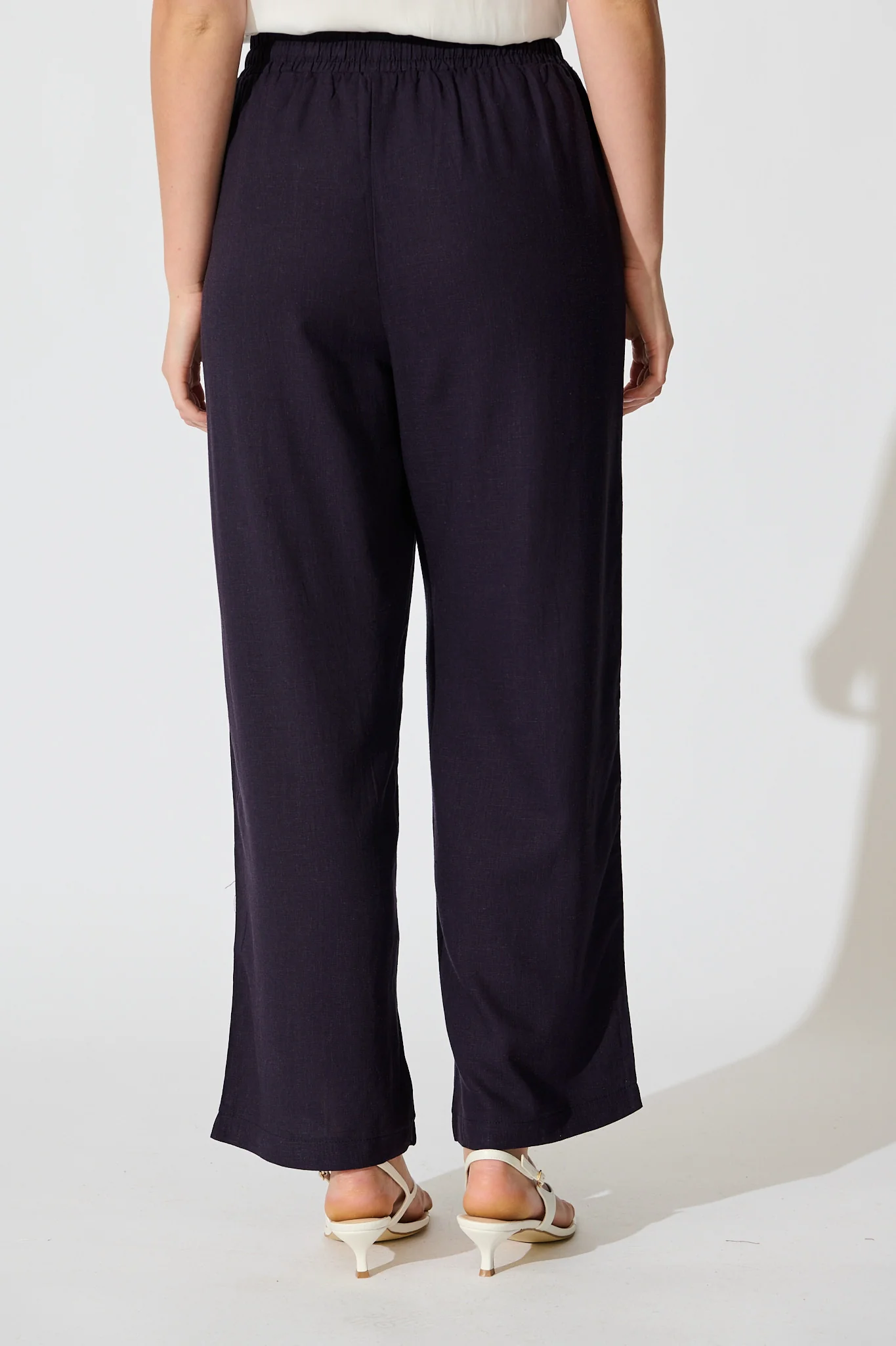 Natural Form Pant in Navy Cotton Linen - Image 3