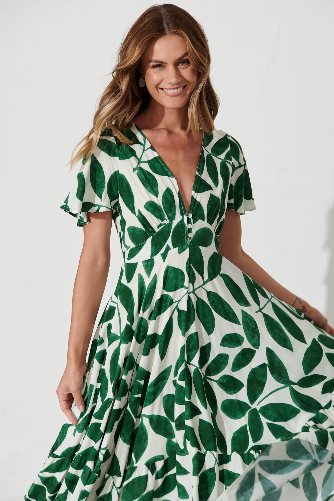 Nevada Maxi Dress In Cream With Green Leaf Print - Image 2