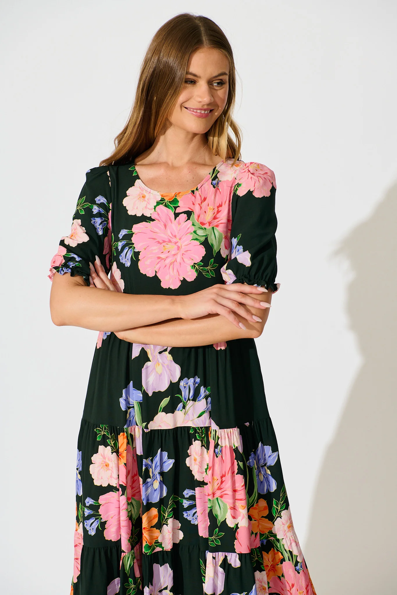 Nevi Tiered Midi Dress in Green Multi Floral - Image 2