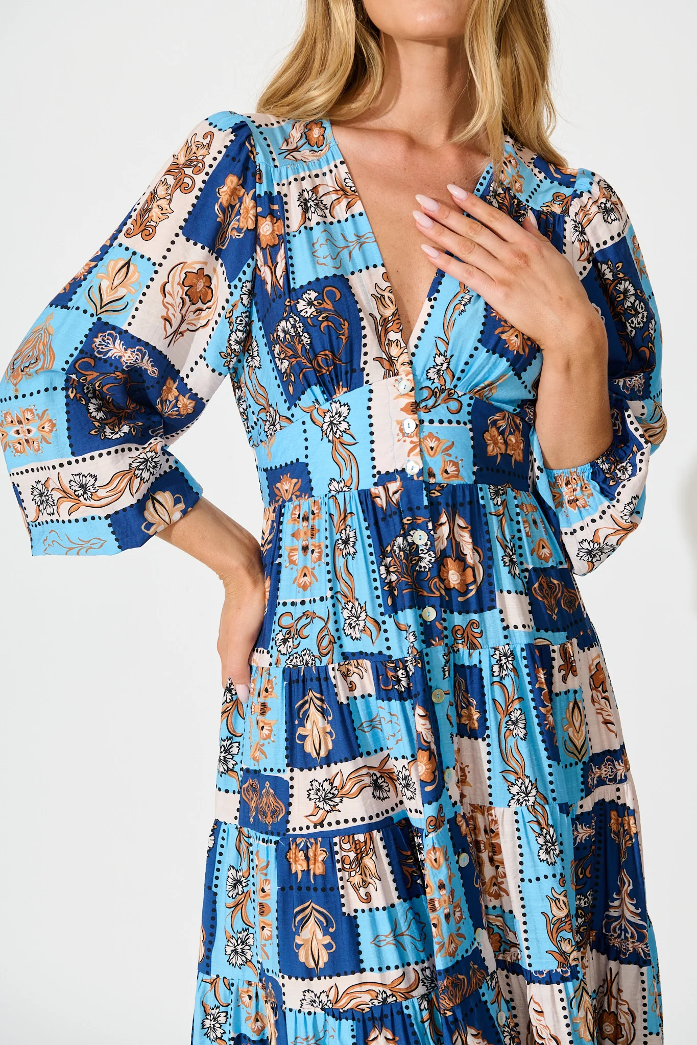 Nimisha Midi Dress in Blue with Brown Patchwork Print - Image 5