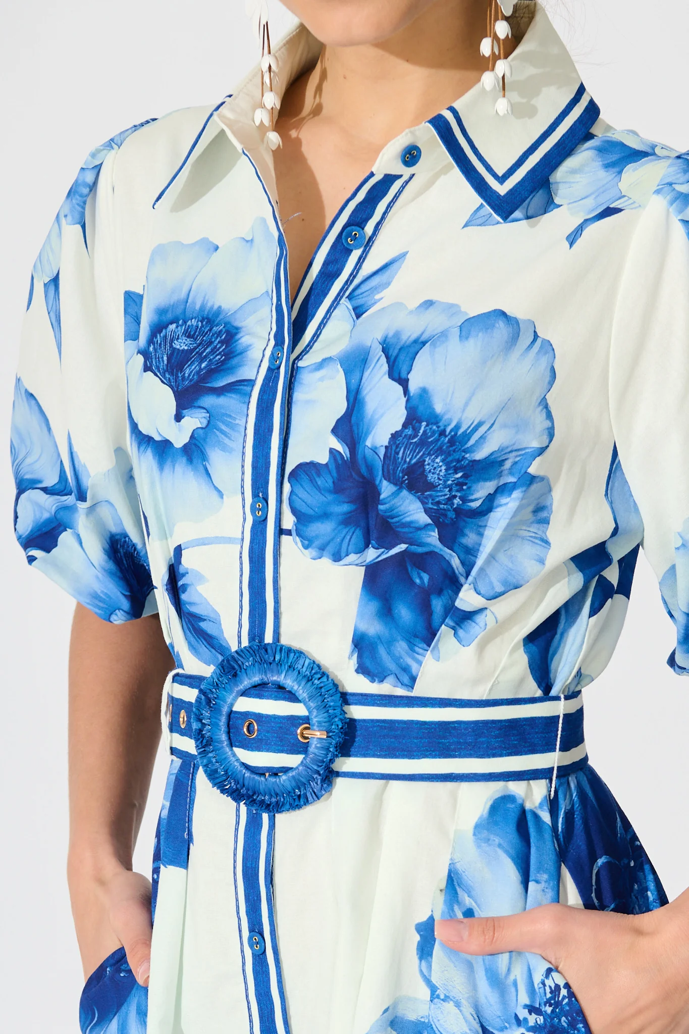 Nylen Shirt Dress in Blue Floral Border Print Cotton - Image 5
