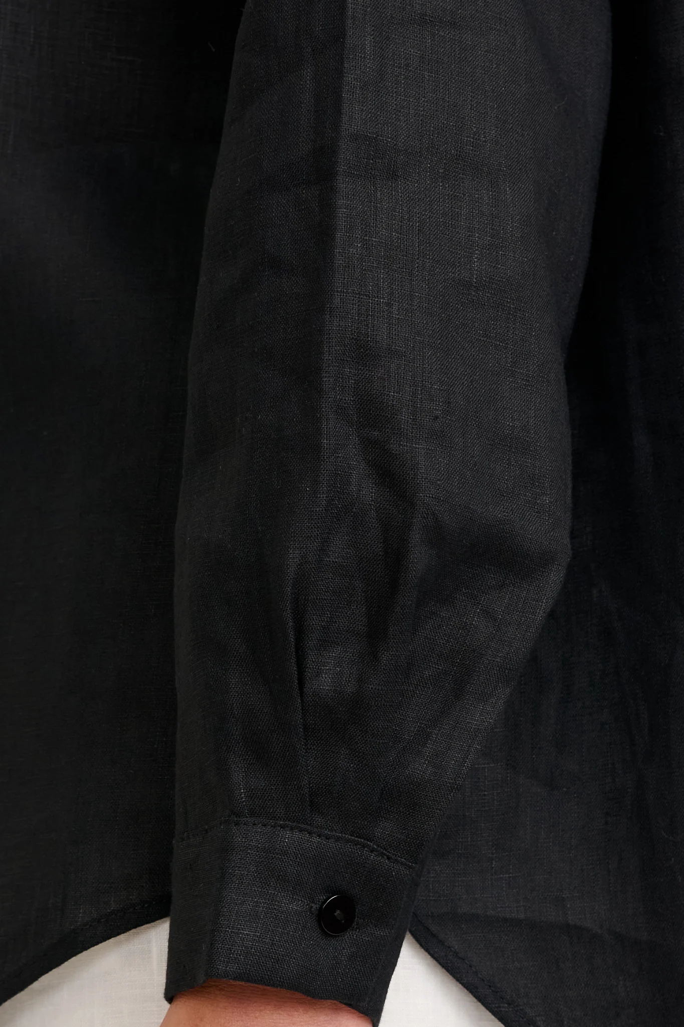 Ocean Echo Shirt in Black Linen - Image 8