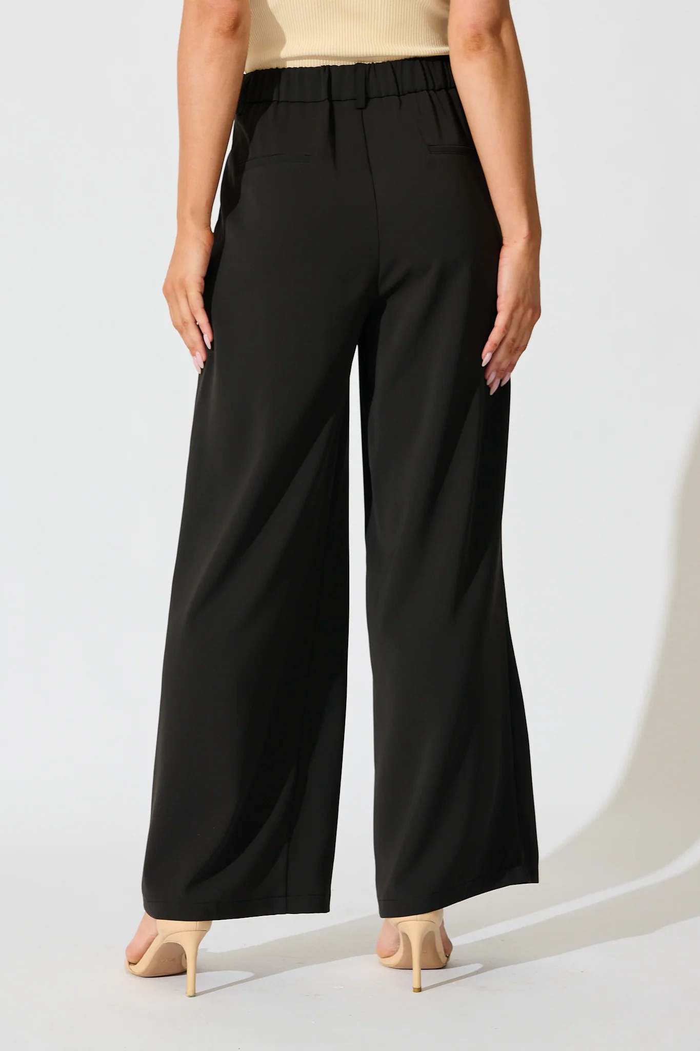 Office Hours Pant in Black - Image 4