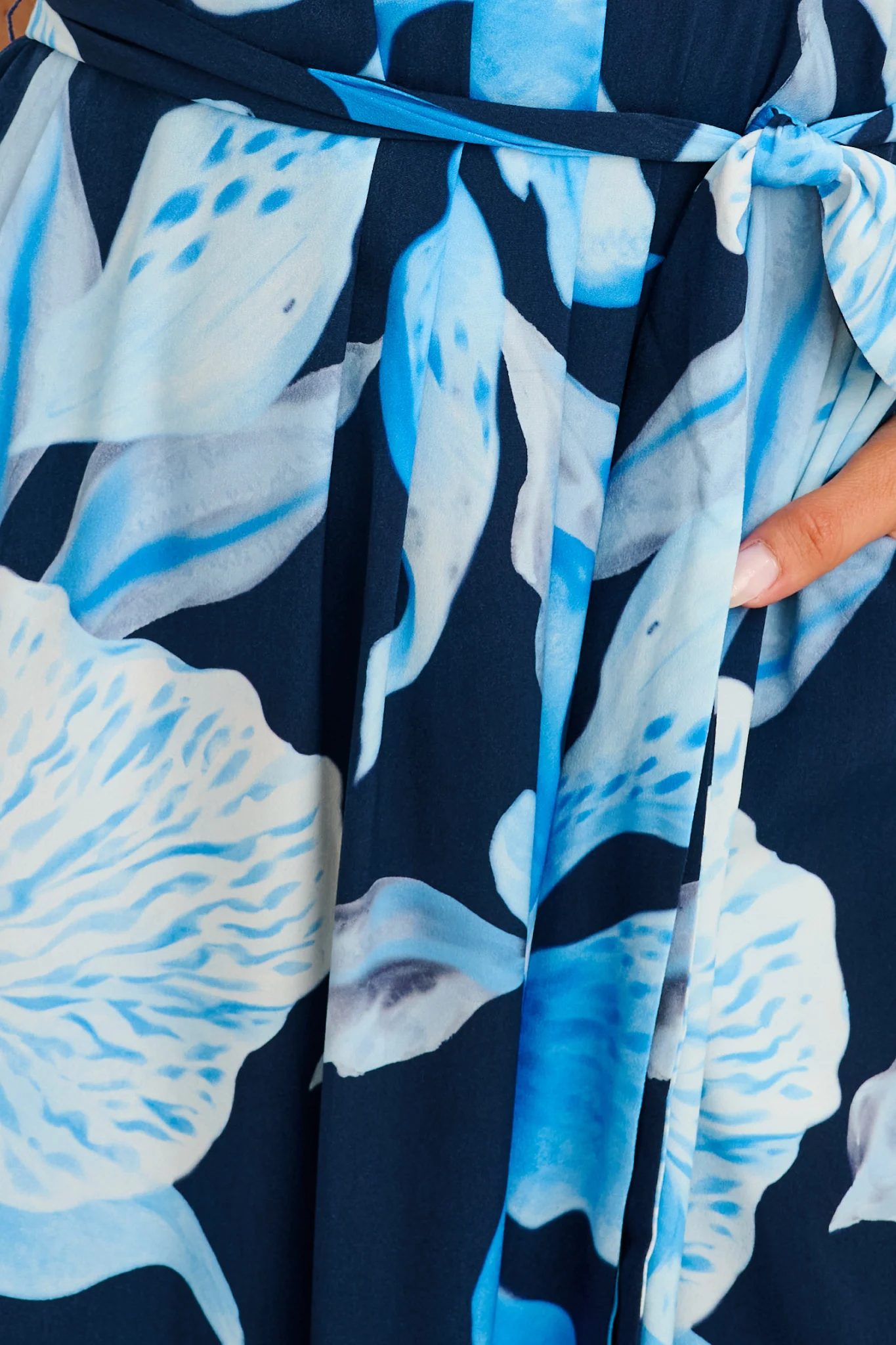 Petal Whisper Maxi Dress in Navy with Blue Floral - Image 5