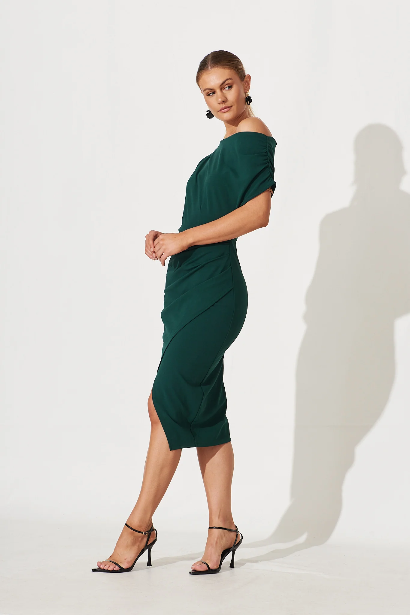 Phoenix Off Shoulder Midi Dress In Emerald - Image 4