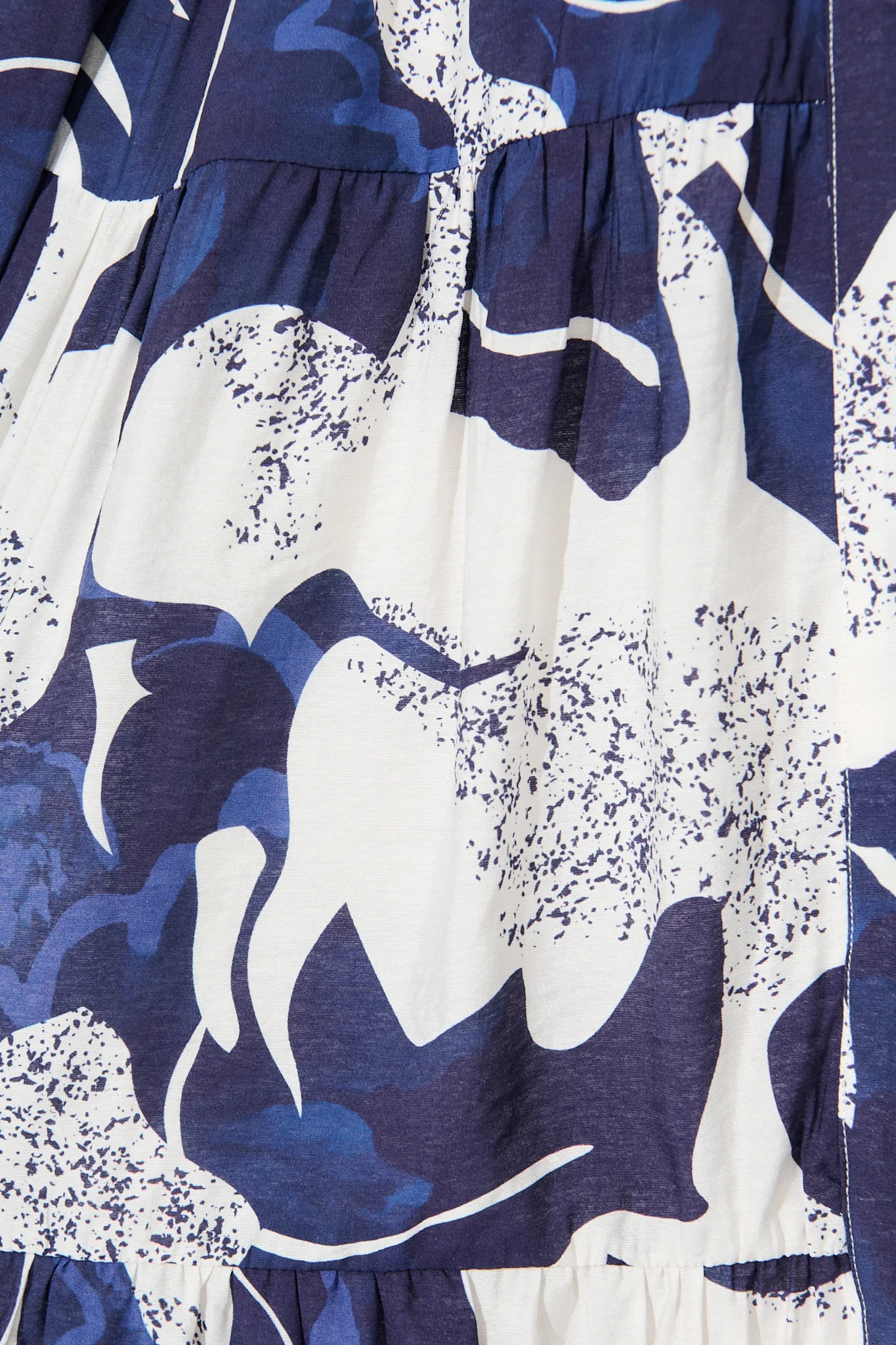 Prestige Midi Dress in White and Navy Print - Image 6