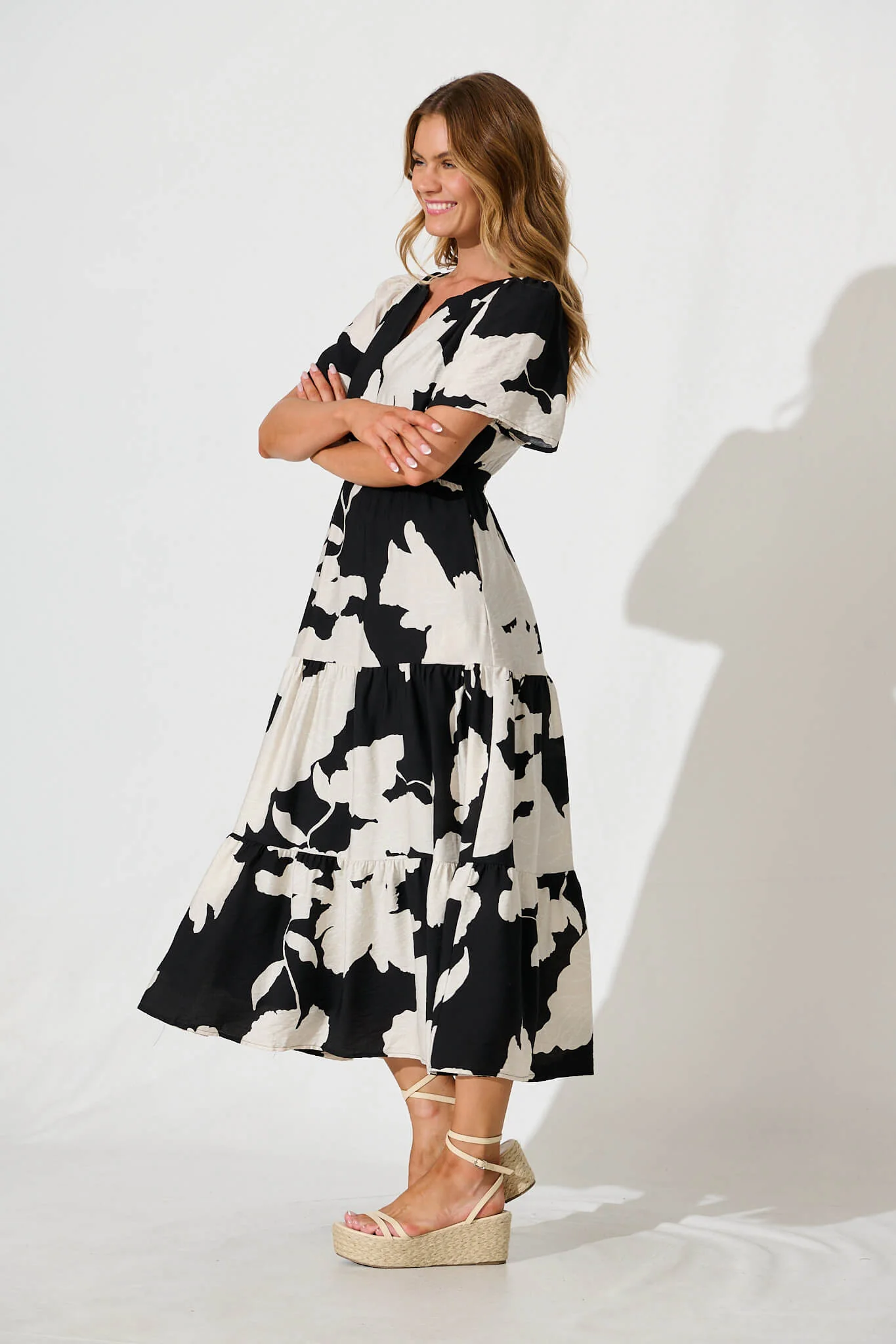 Queeva Midi Dress in Black with Cream Floral - Image 3