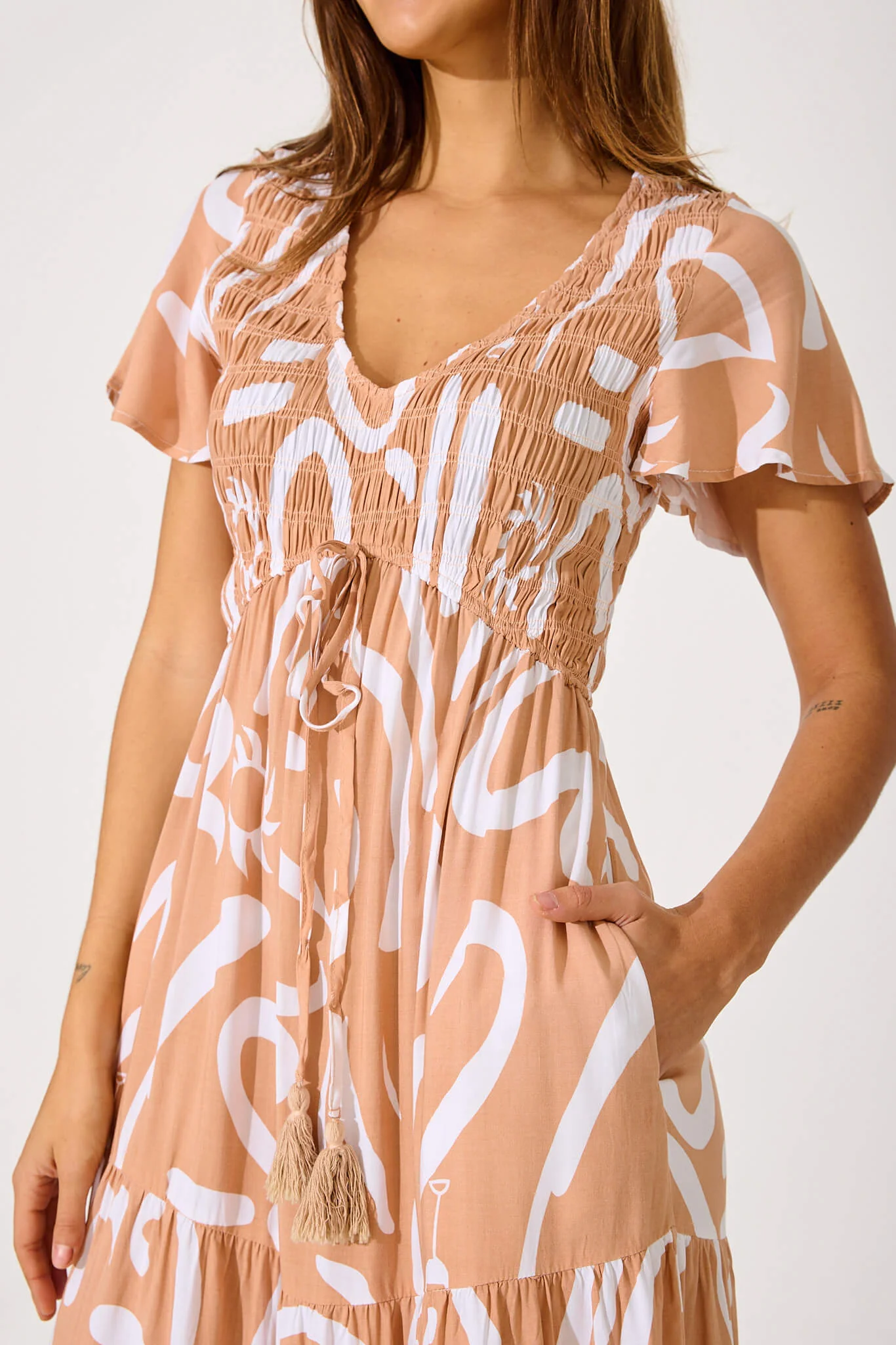 Ray Of Light Midi Dress In Beige With White Print - Image 5