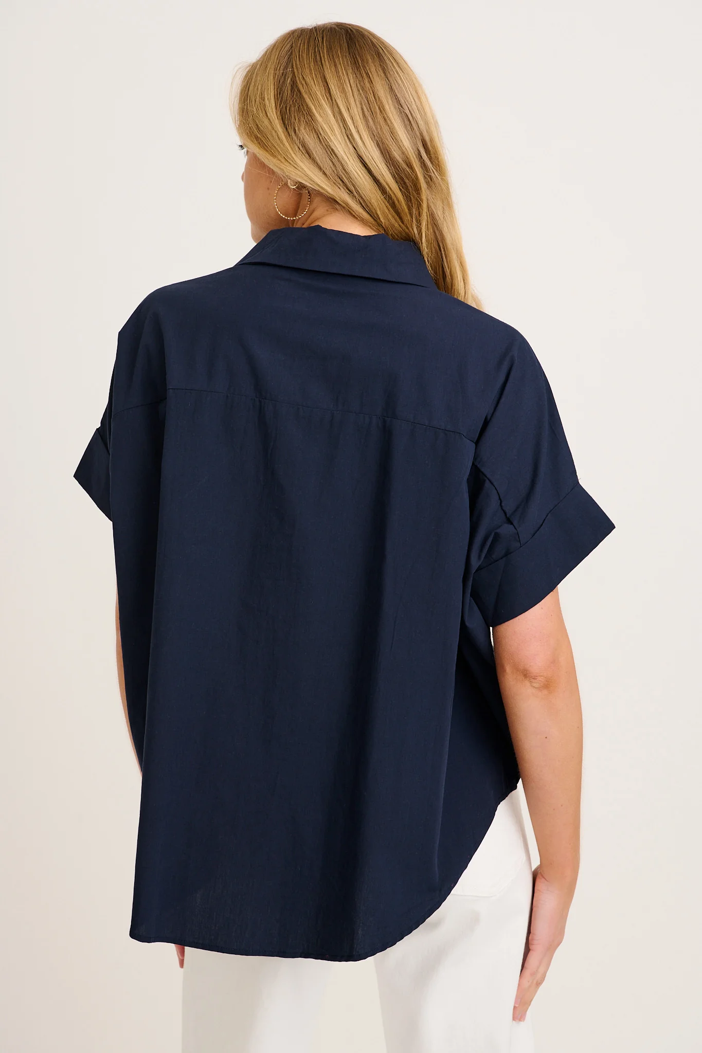Refined Shirt in Navy Cotton - Image 5