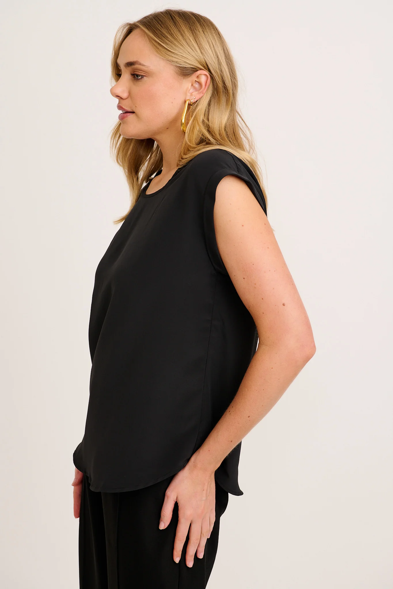 Rejina Top in Black - Image 2