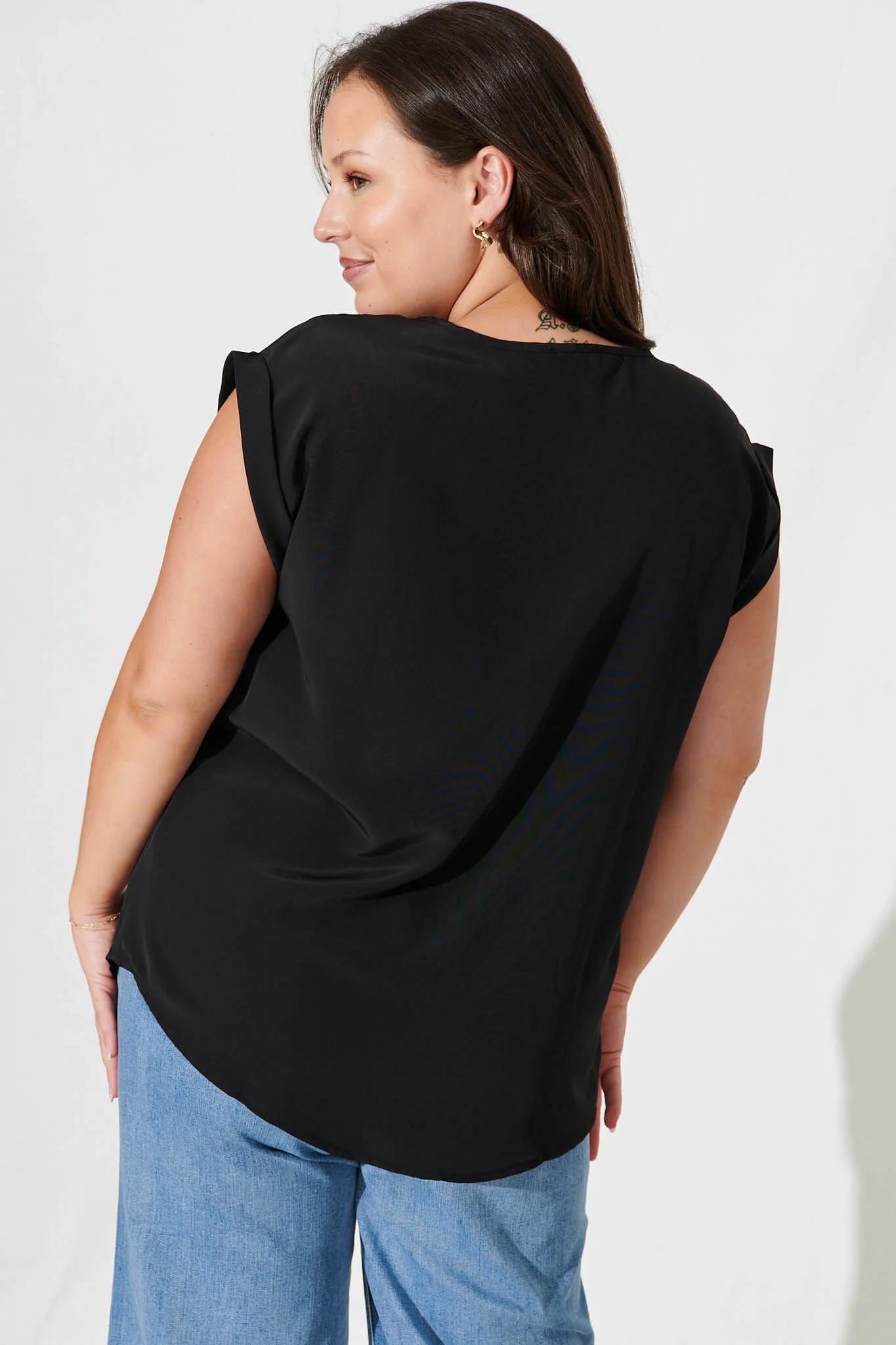 Rejina Top in Black - Image 9