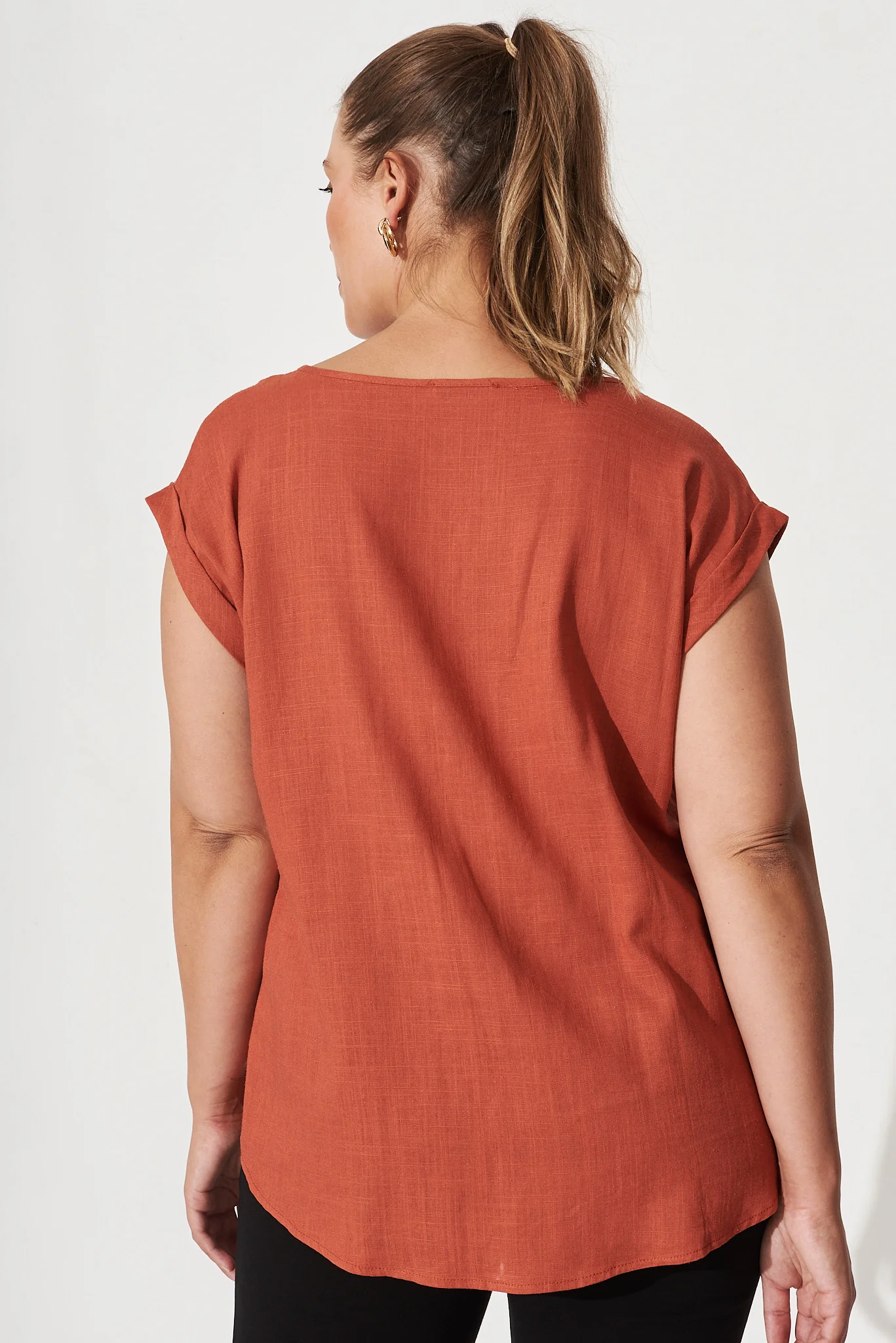 Rejina Top In Rust Linen Blend - Image 9