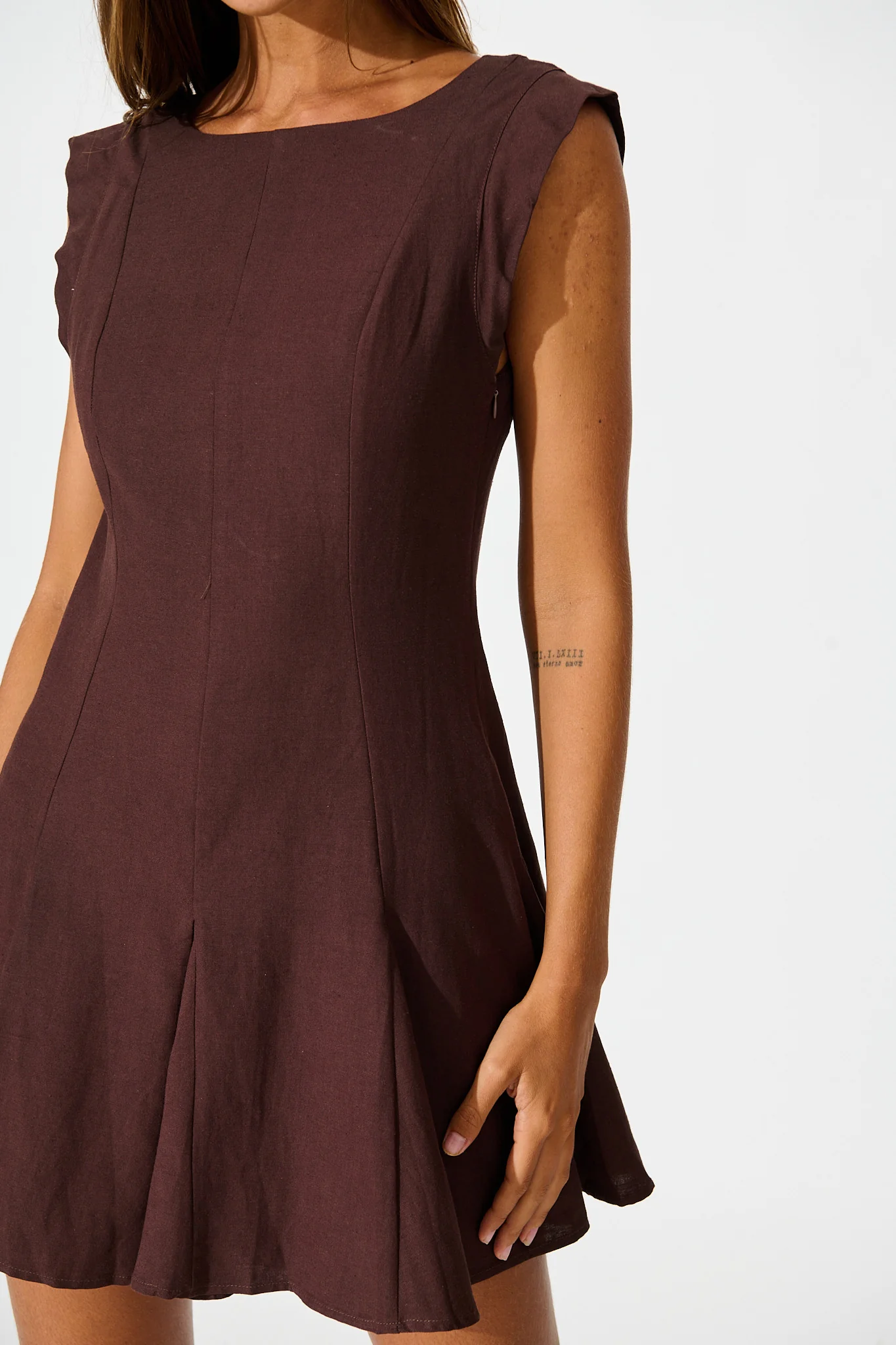 Remy Dress in Chocolate Linen Blend - Image 5