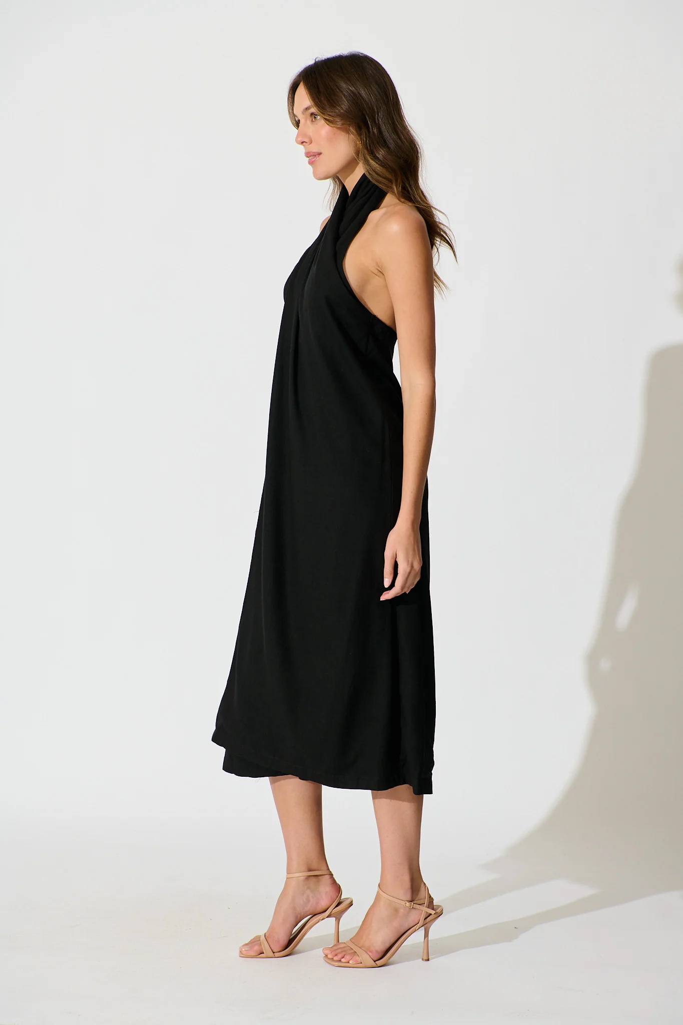 Rhiara Maxi Dress in Black Linen Blend - Image 3