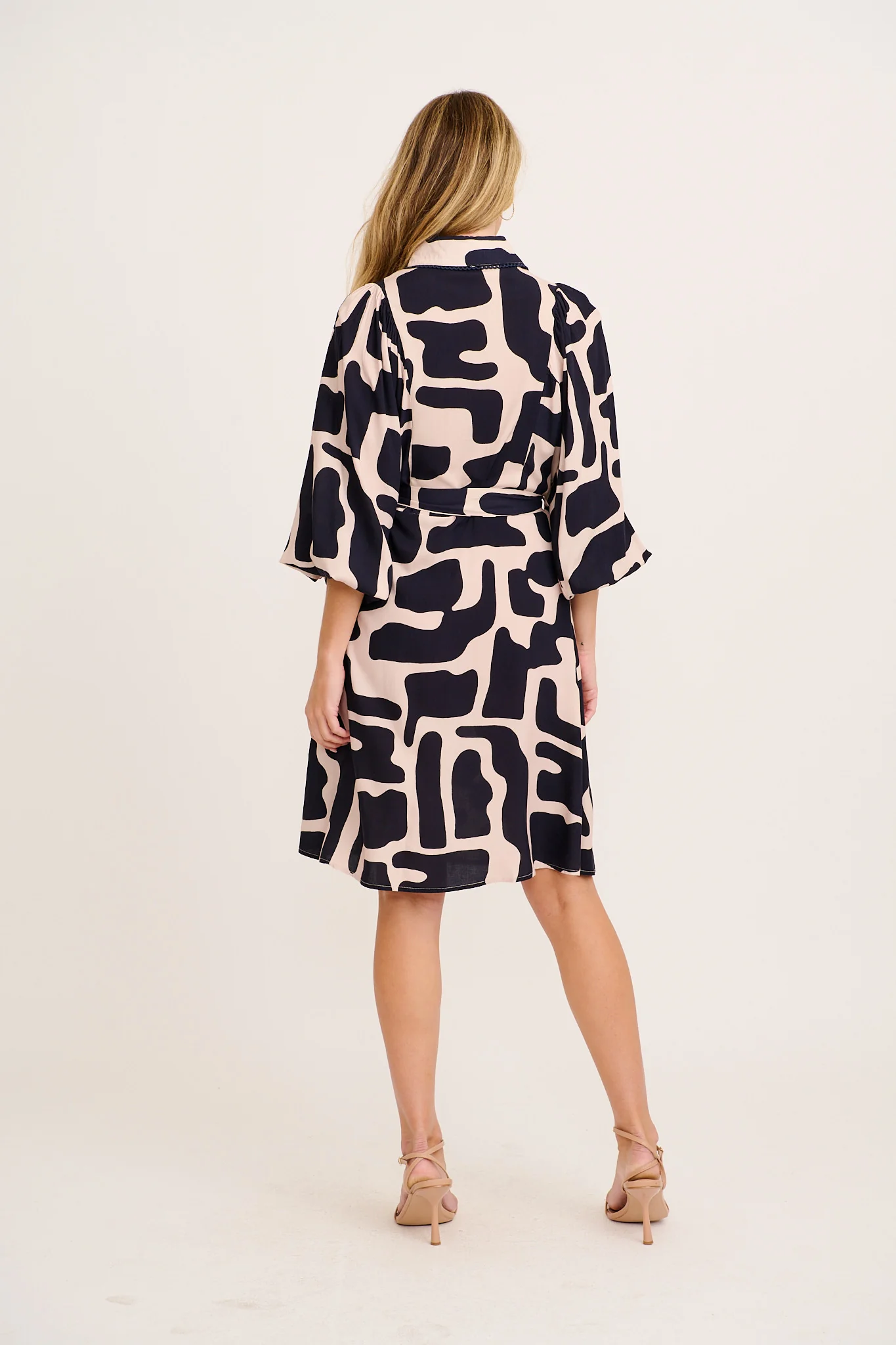 Risa Shirt Dress in Black with Cream Print - Image 4