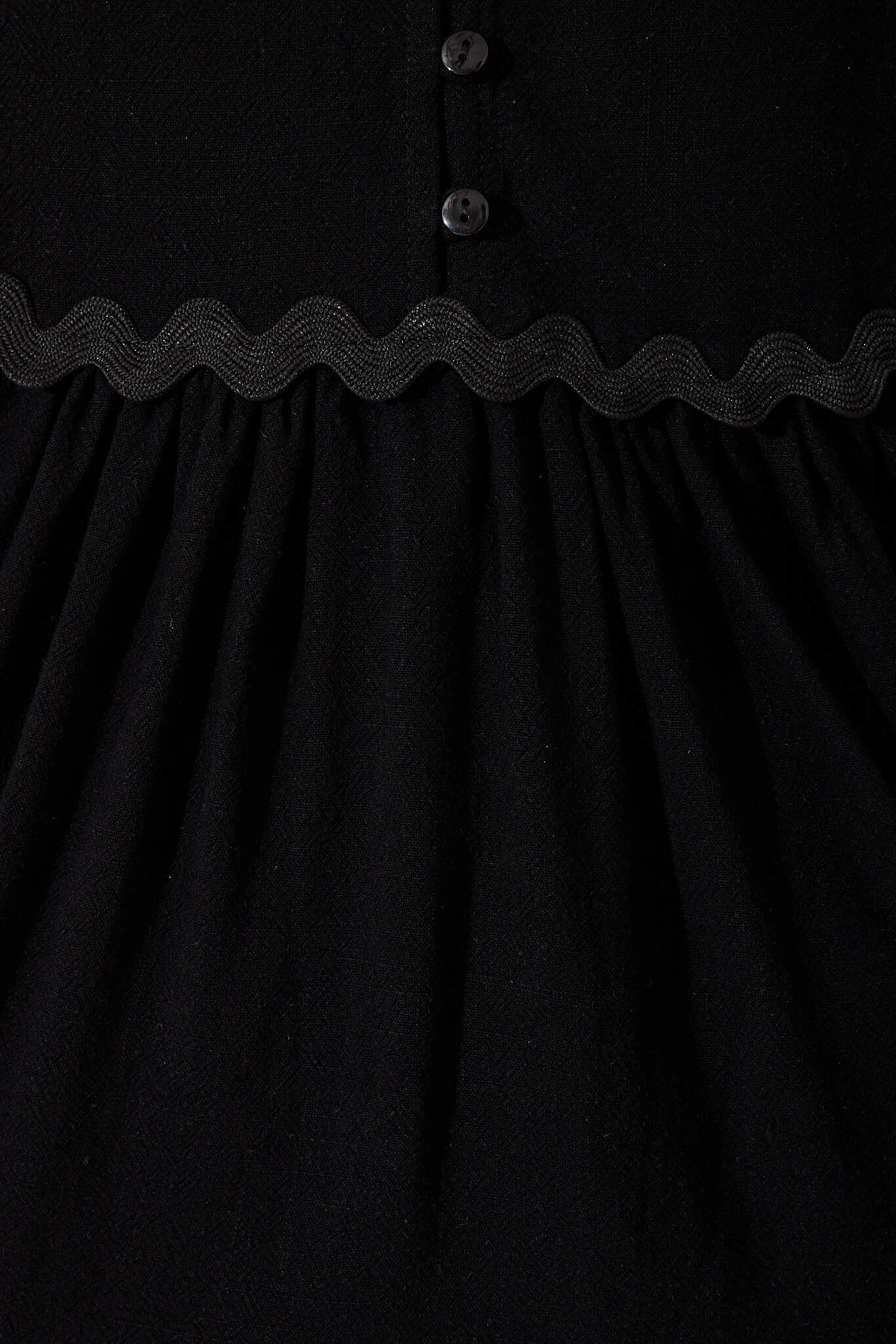 Rory Top In Black With Ric Rac Trim Linen Blend - Image 6