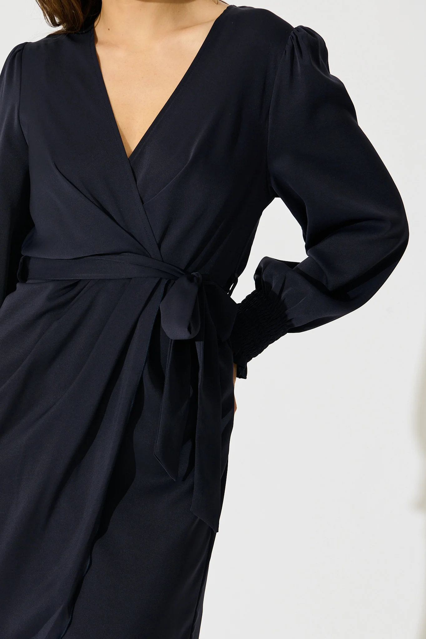 Rosemarie Midi Dress in Navy - Image 5