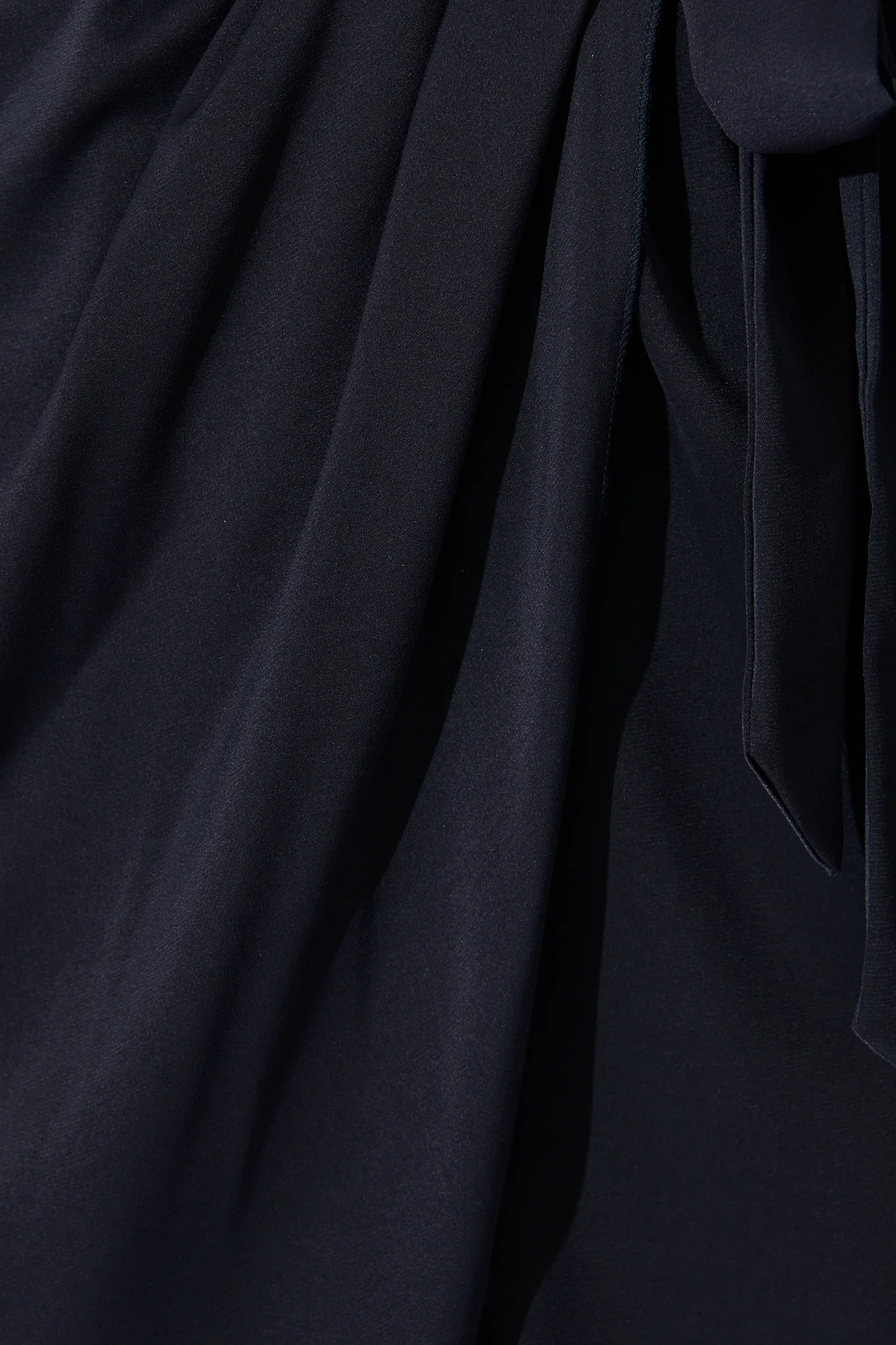 Rosemarie Midi Dress in Navy - Image 6