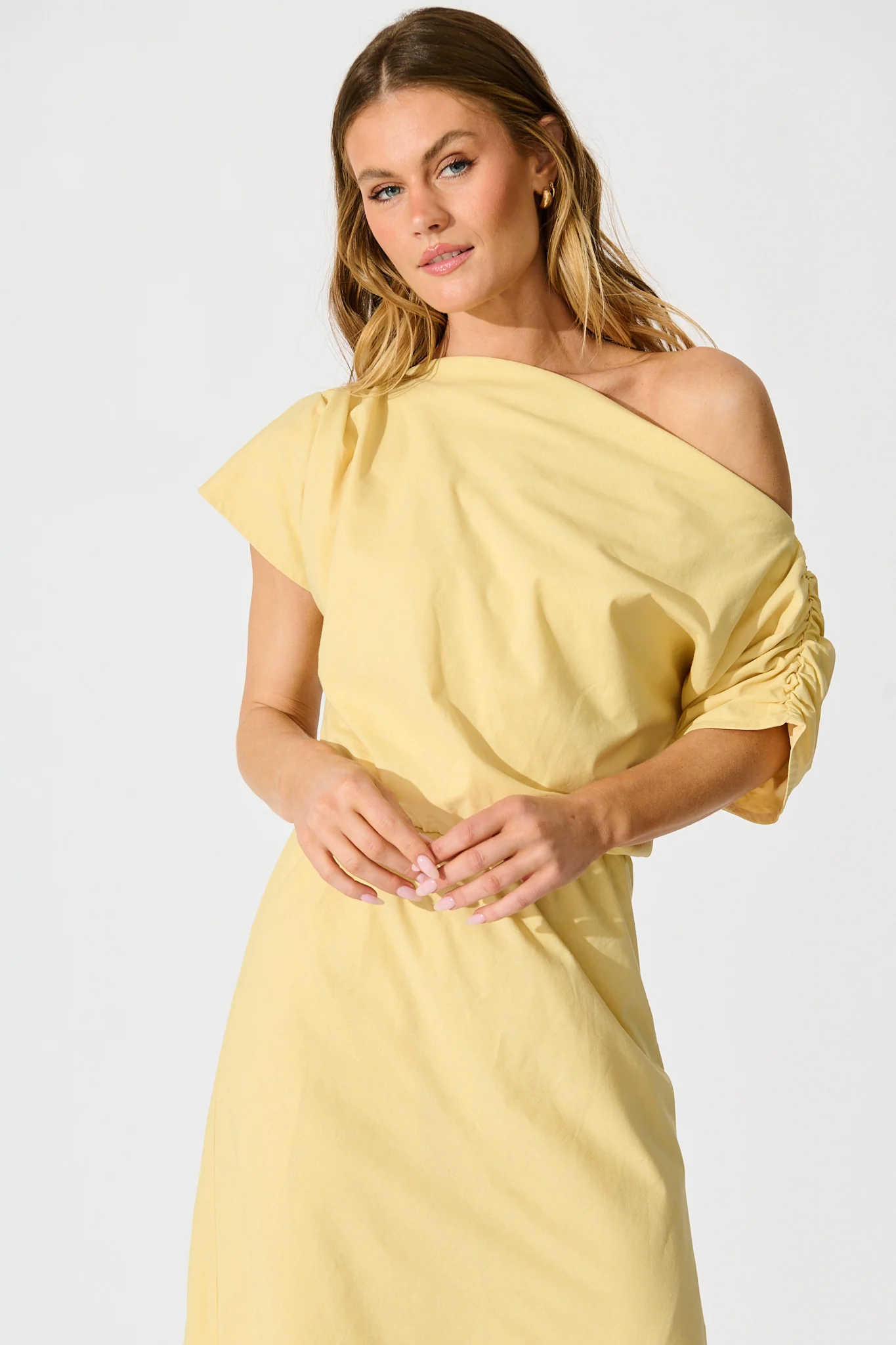 Saffron Sky Maxi Off Shoulder Dress in Butter Yellow Cotton - Image 2