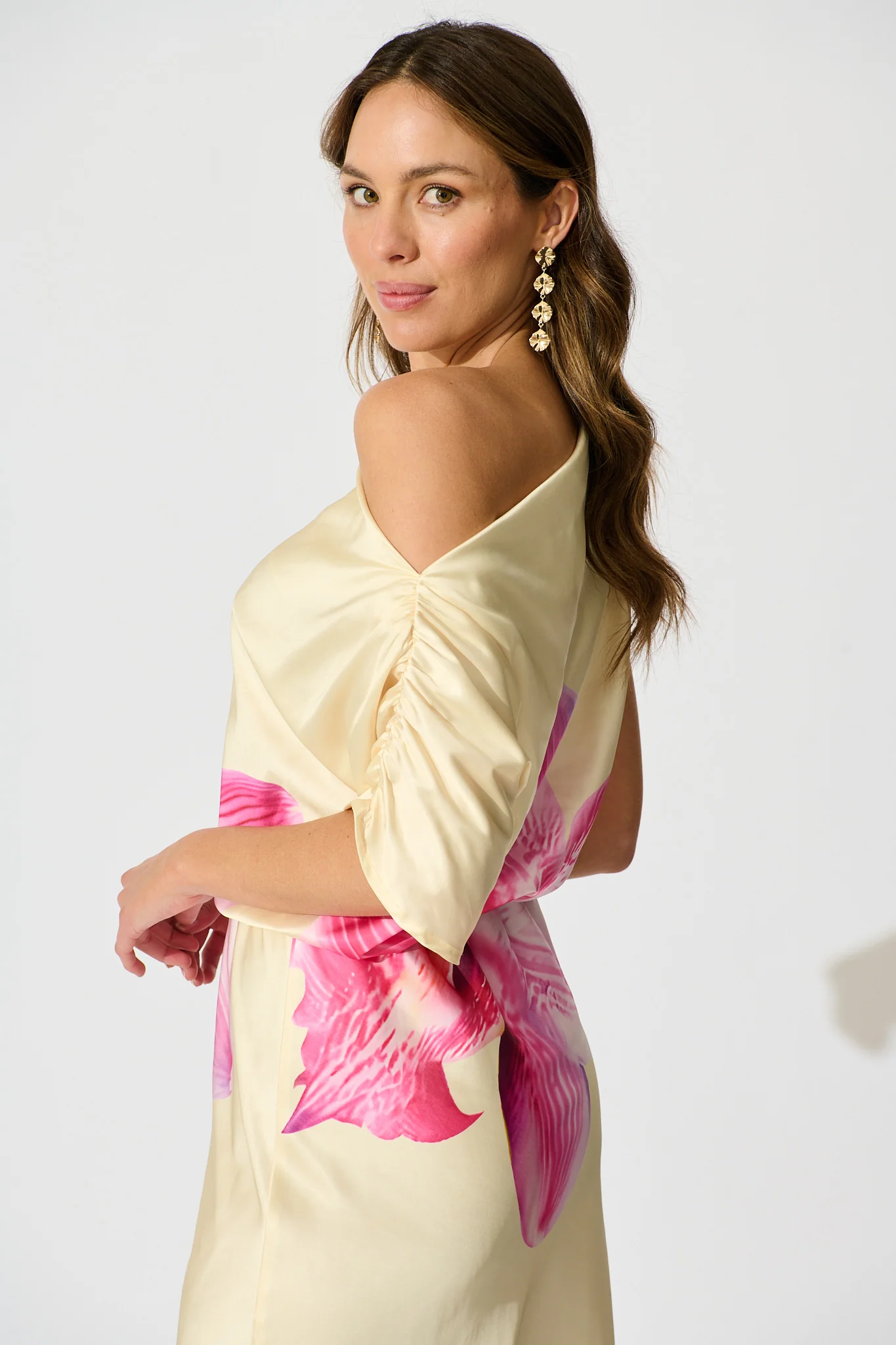 Sarita Maxi Off Shoulder Dress in Butter Yellow Floral Satin - Image 5