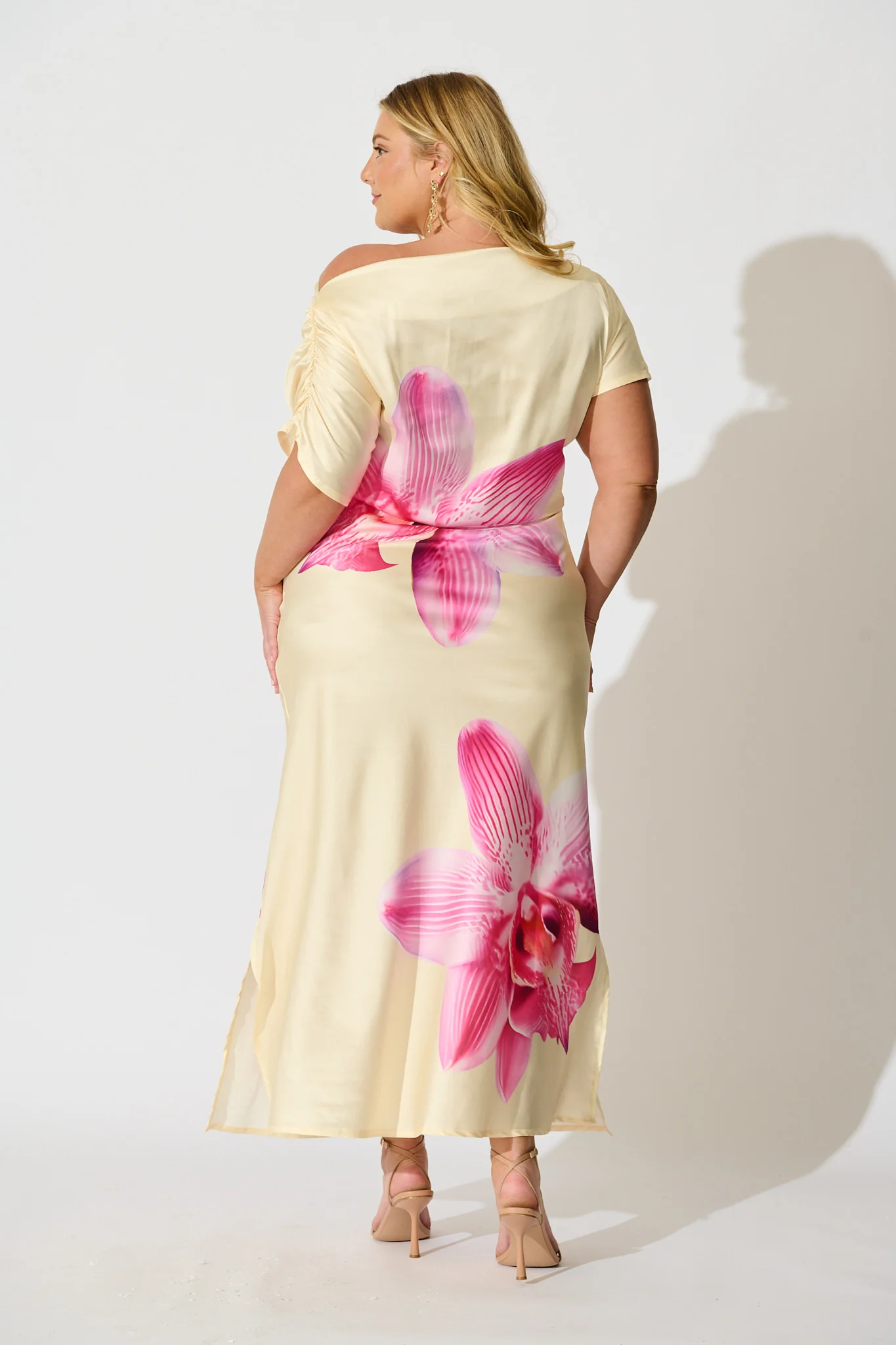 Sarita Maxi Off Shoulder Dress in Butter Yellow Floral Satin - Image 9