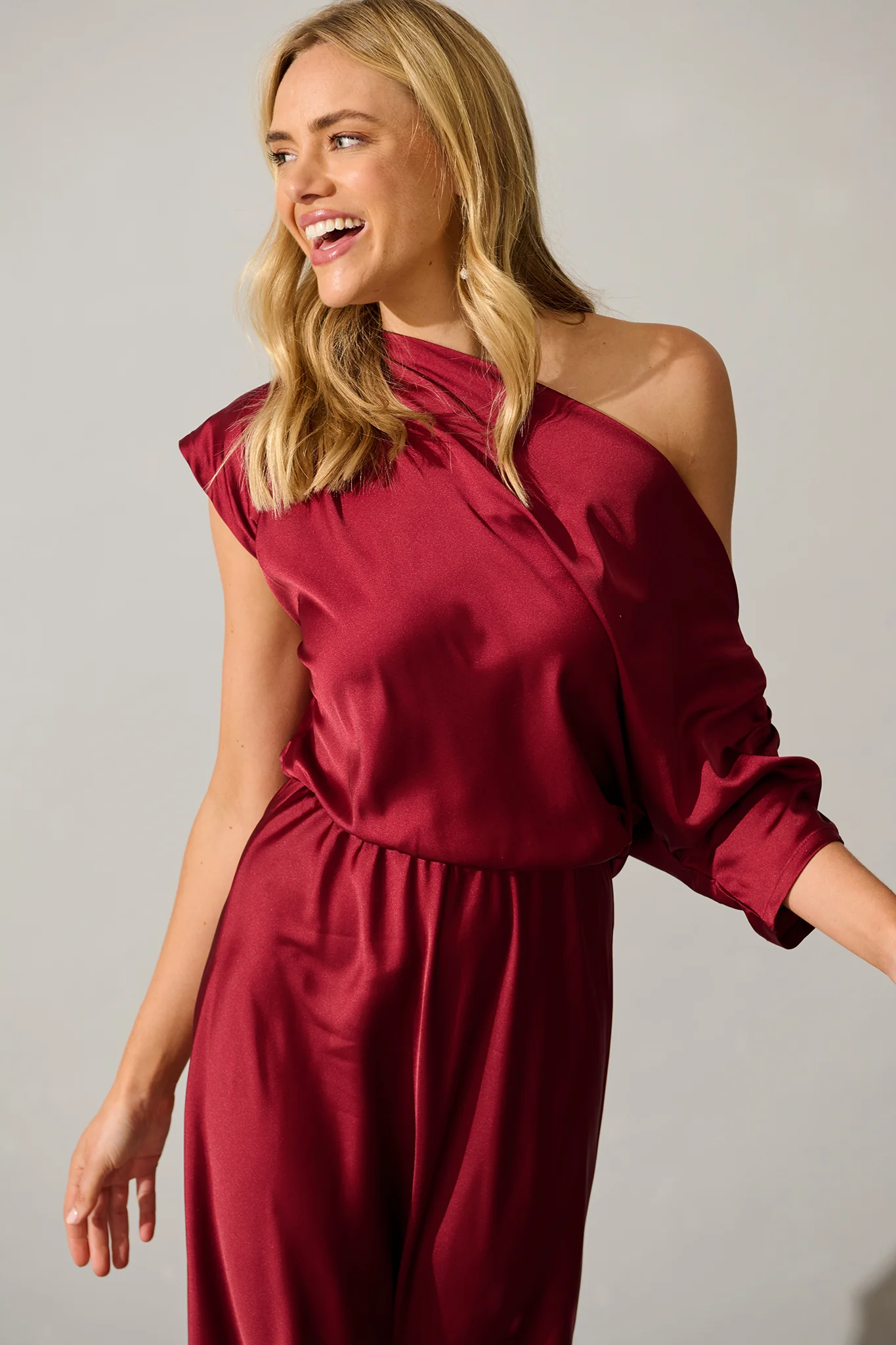 Sarita Maxi Off Shoulder Dress in Wine Satin - Image 2