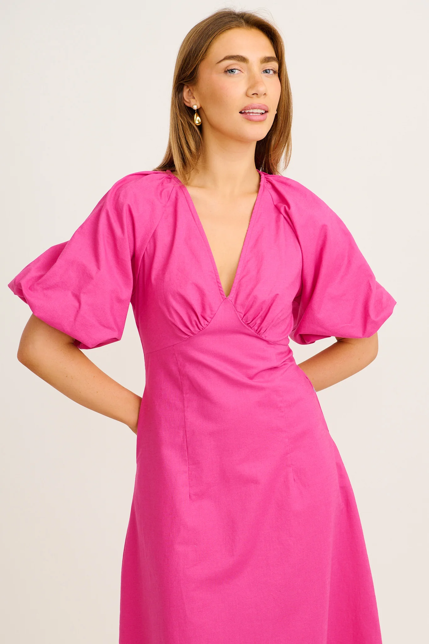 Secret Radiance Maxi Dress in Magenta Linen Blend - Image 7