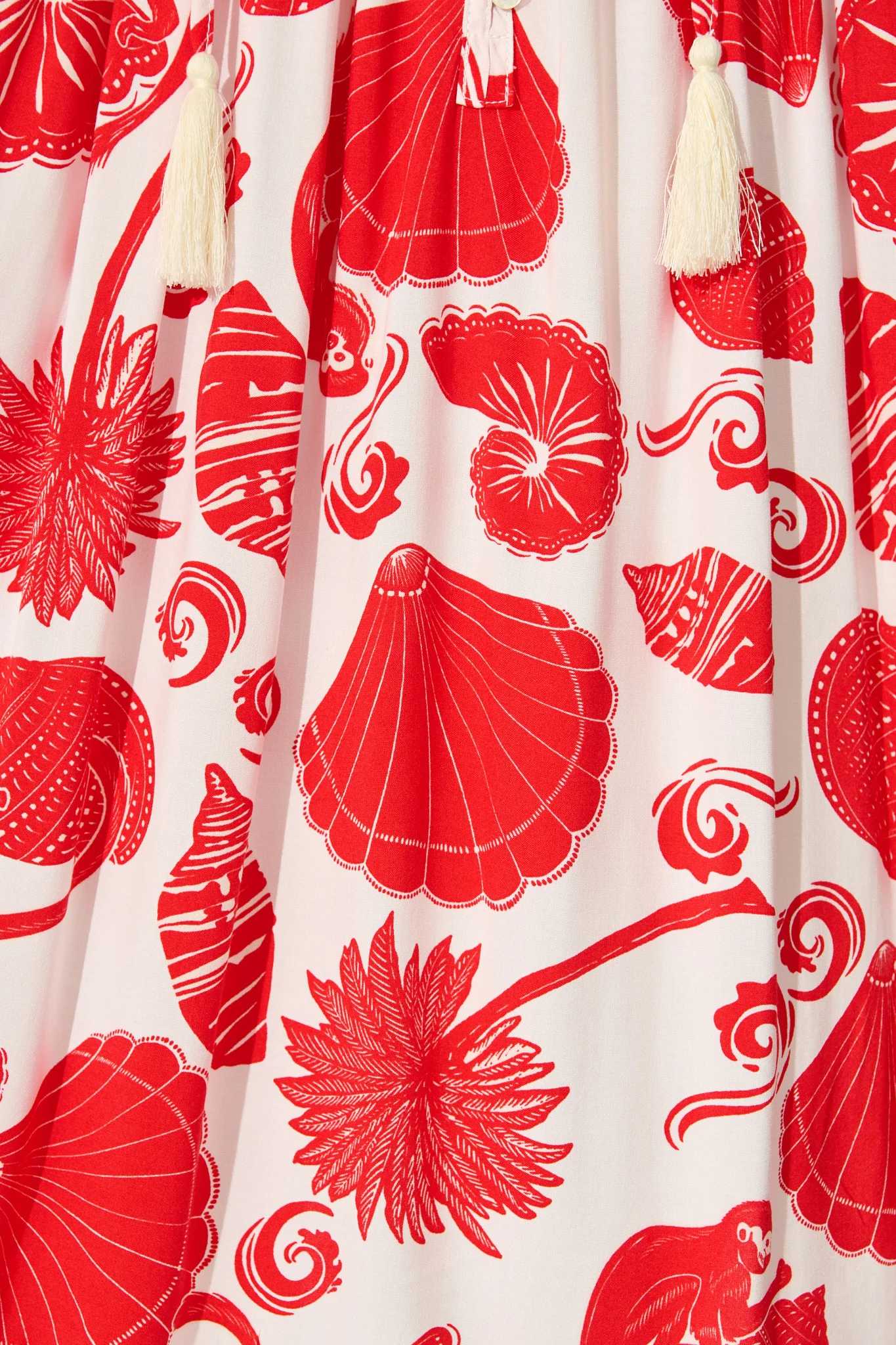 Shake It Out Smock Dress in Off White with Red Shell Print - Image 6