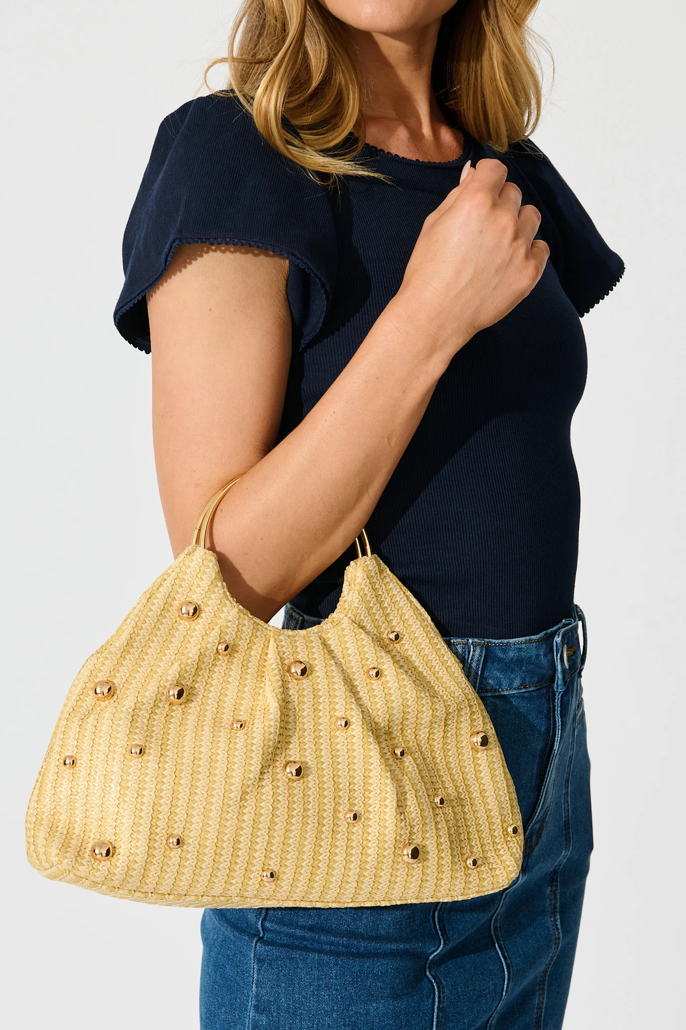 Siena Raffia Circle Handle Bag in Natural with Gold - Image 4