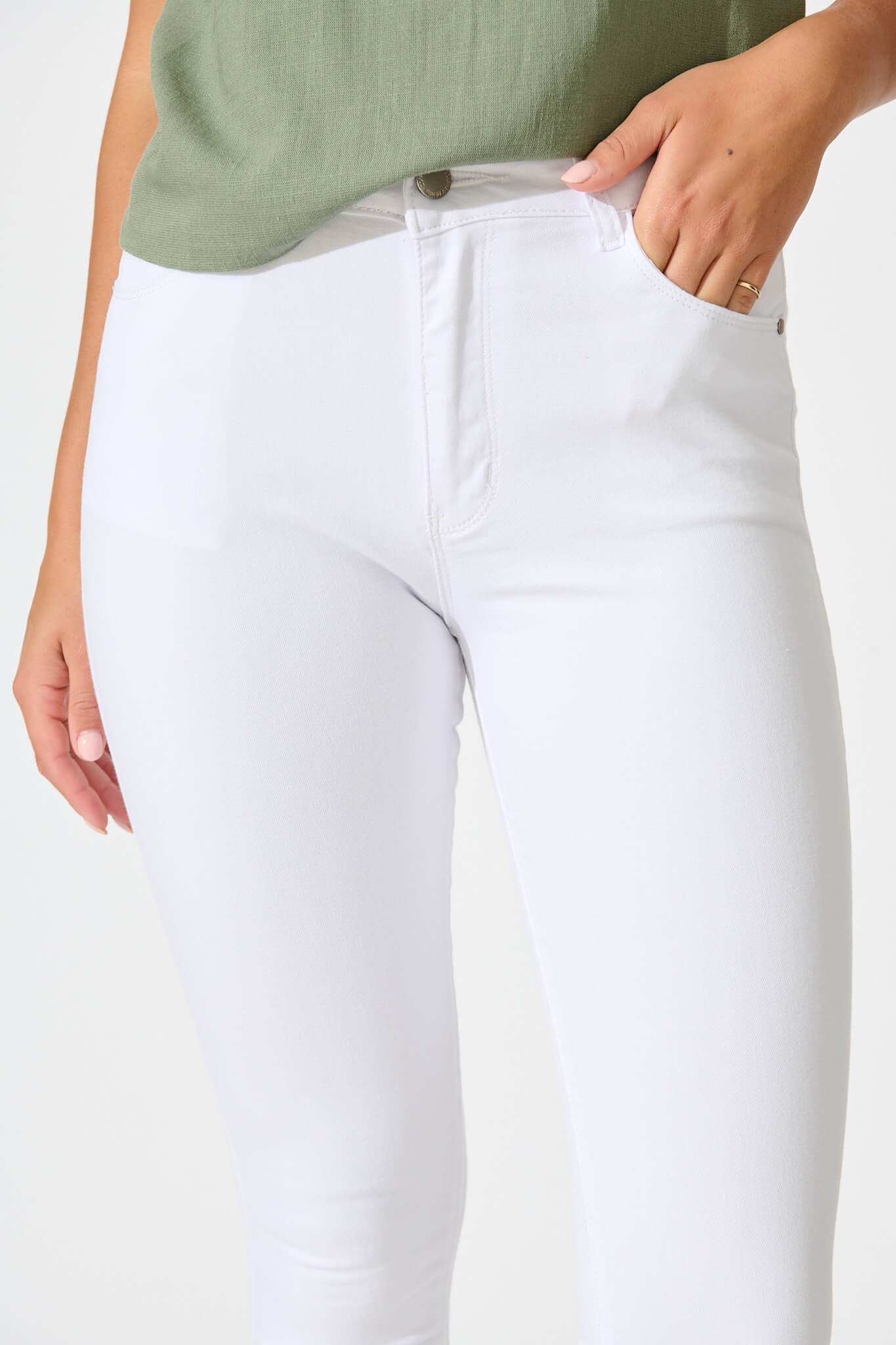 Siren High Rise Skinny Jean In White Denim - Image 5