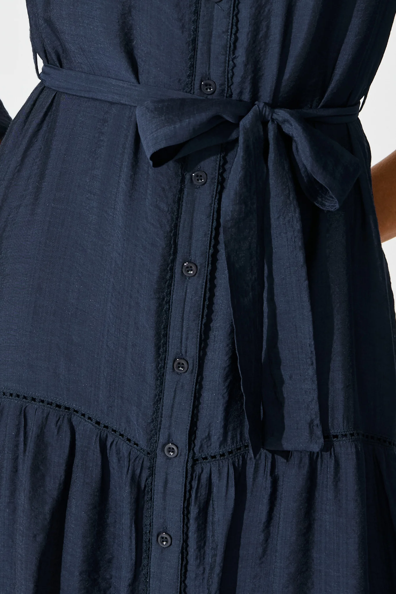 Sloane Midi Dress in Navy - Image 5