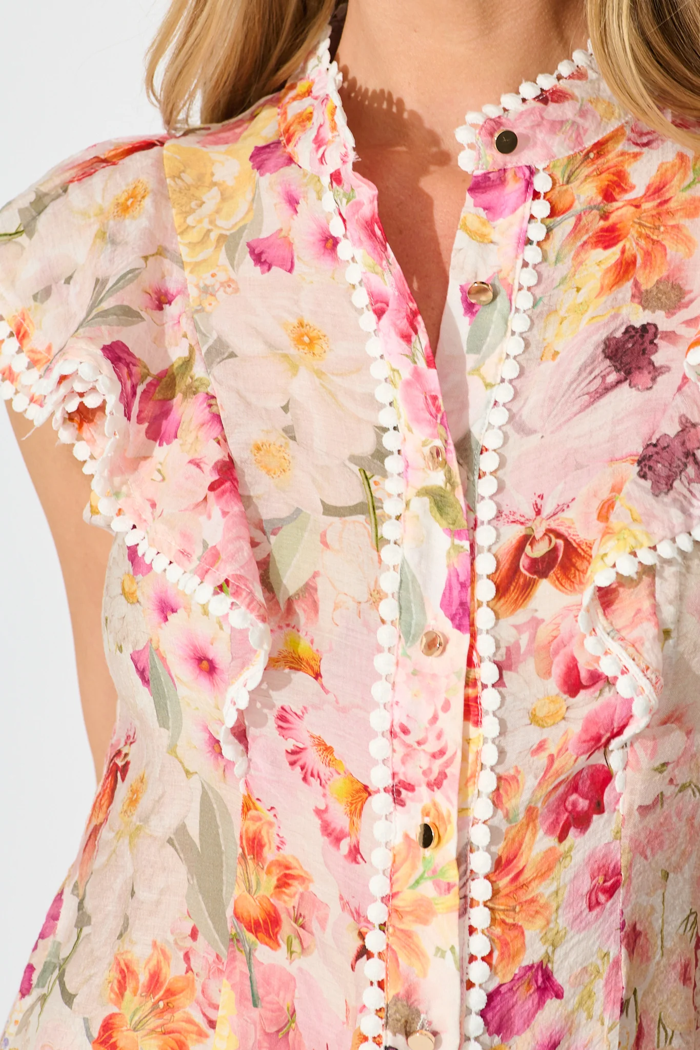 Soft Bloom Top in White with Multi Blush Floral - Image 5