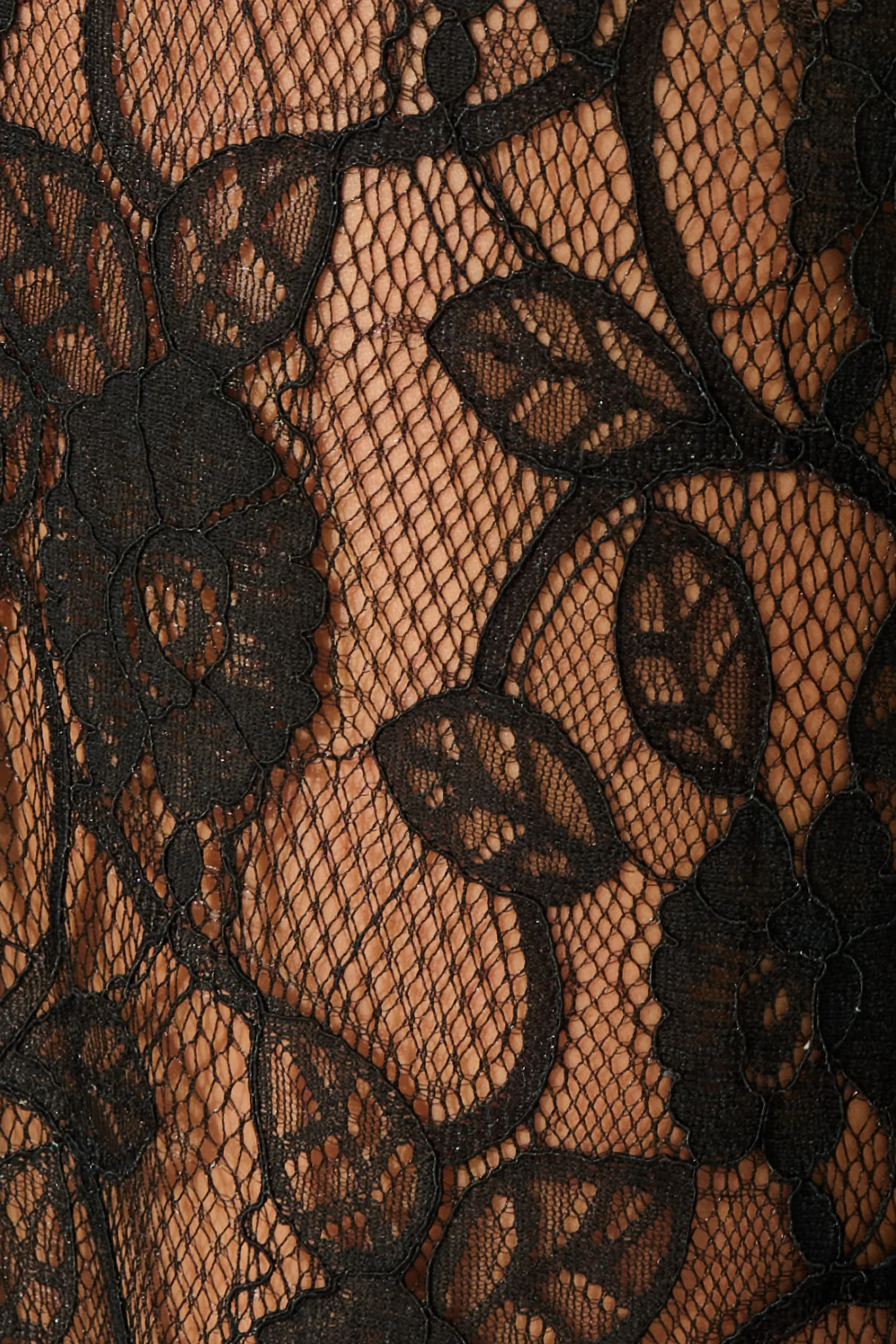 Soft Line Lace Pants In Black - Image 7
